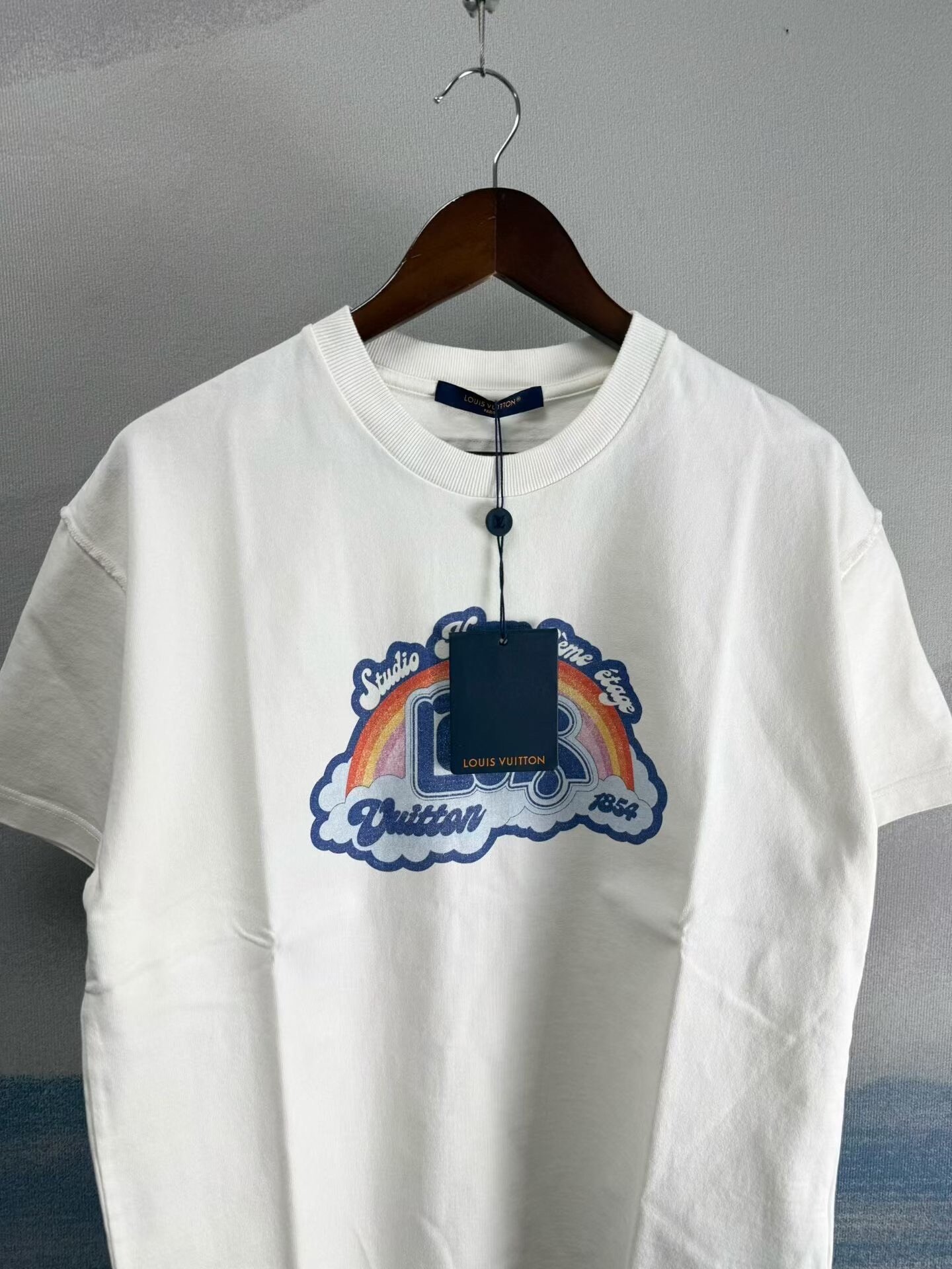 Louis Vuitton 1854 Rainbow Print T-shirt — detail