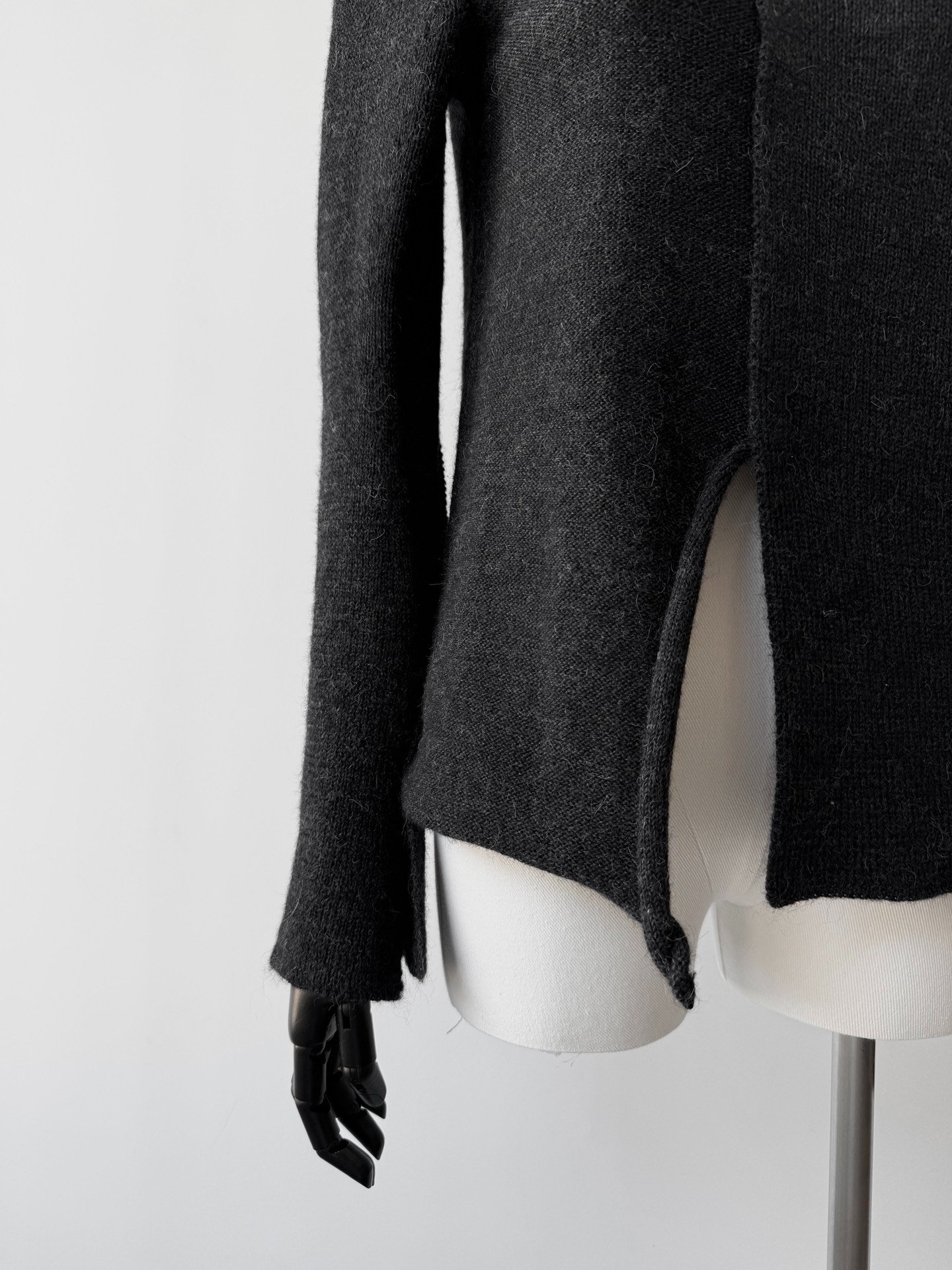 Yohji Yamamoto Y's 05AW Asymmetric Wool Top — detail
