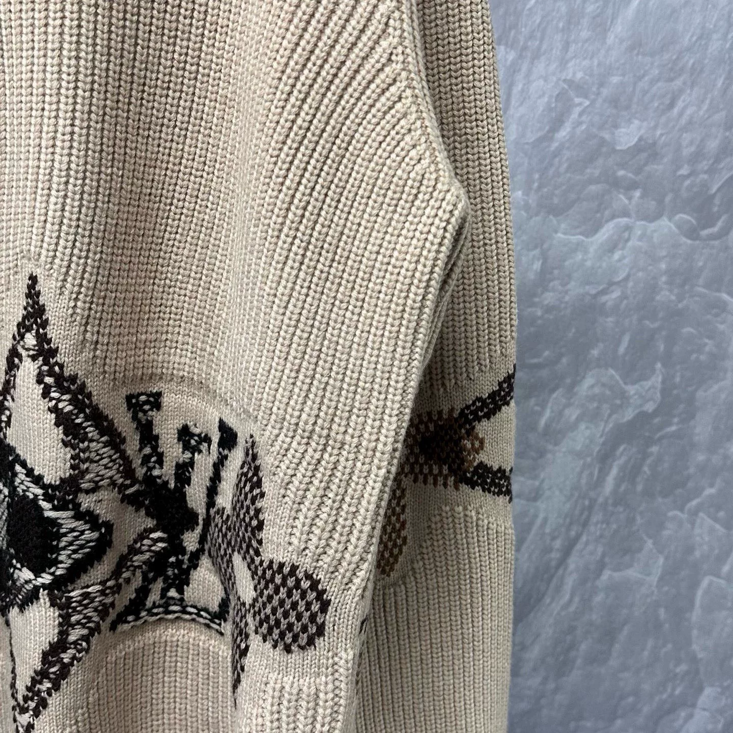 Louis Vuitton SS26 Ski Logo Wool Sweater — detail