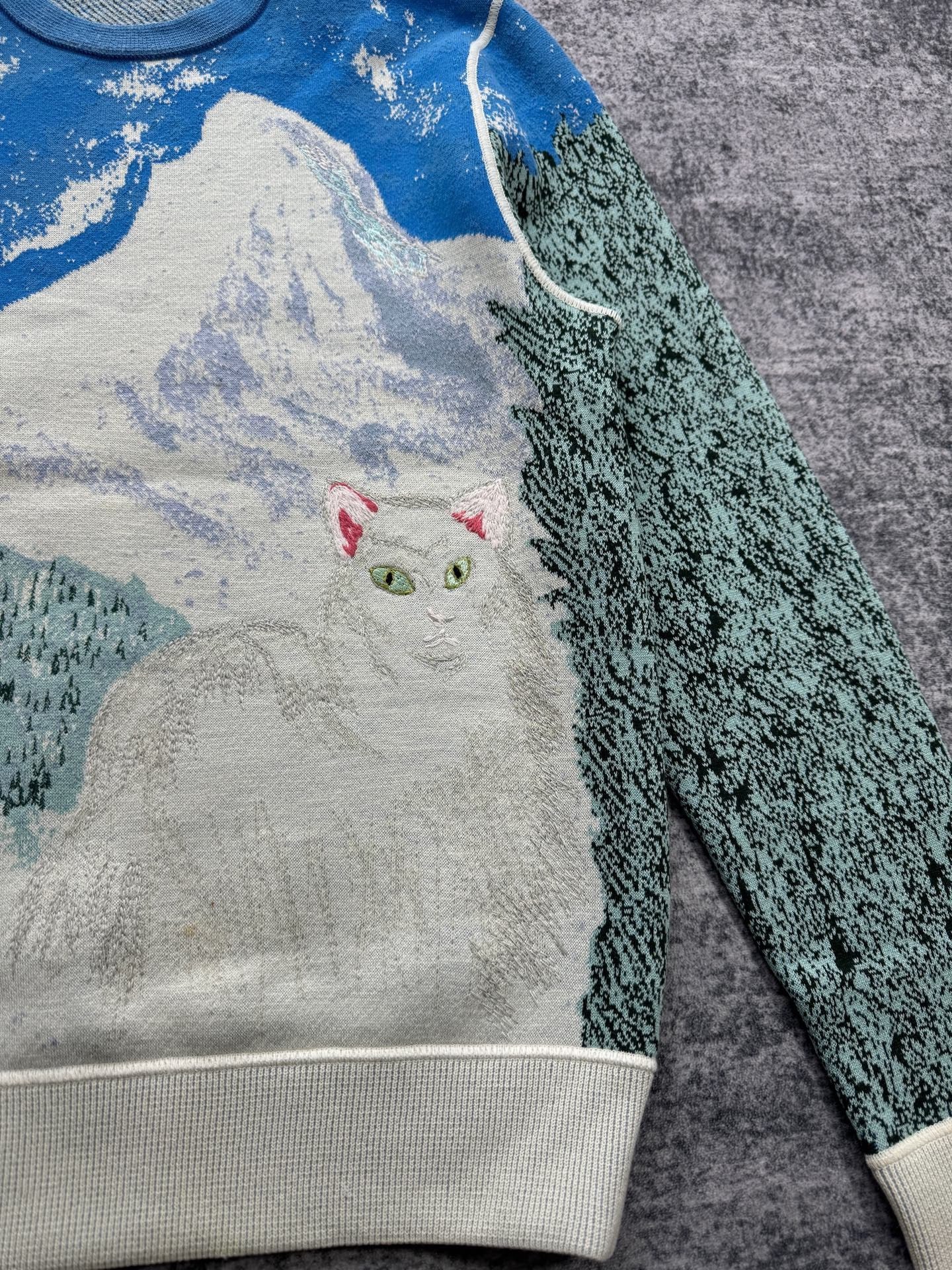 Dior Heavy Embroidery Snow Mountain Sweater — label