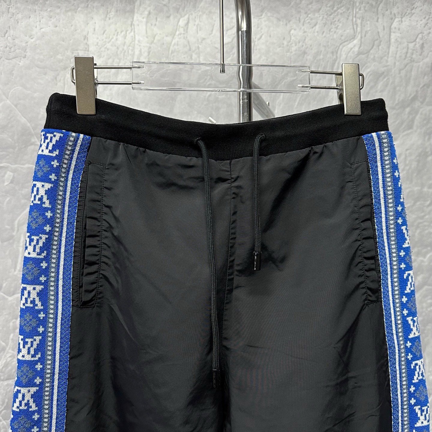 Louis Vuitton Jacquard Stripe Casual Pants — front