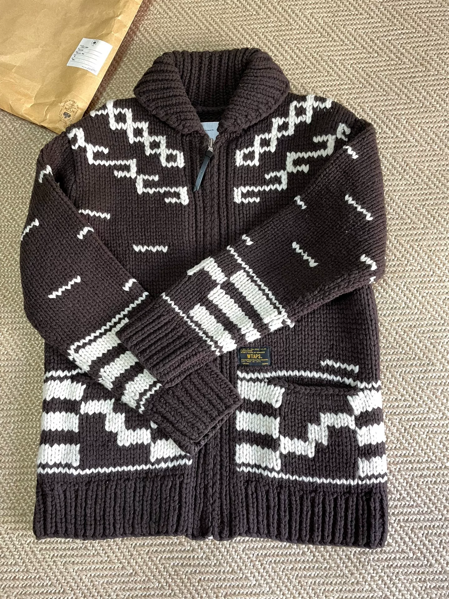 WTAPS Cowichan Wool Sweater 14AW — detail