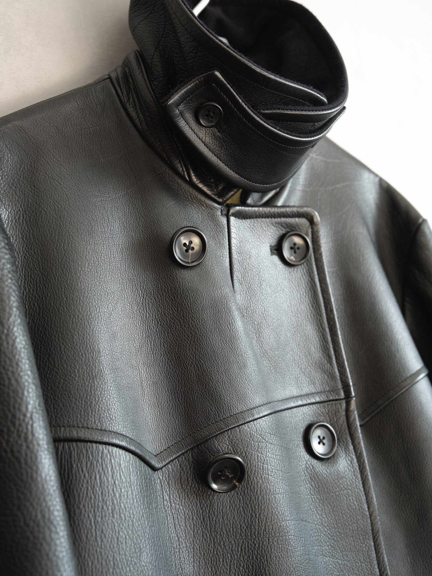 Yohji Yamamoto 22AW Double-Breasted Cowhide Jacket — detail