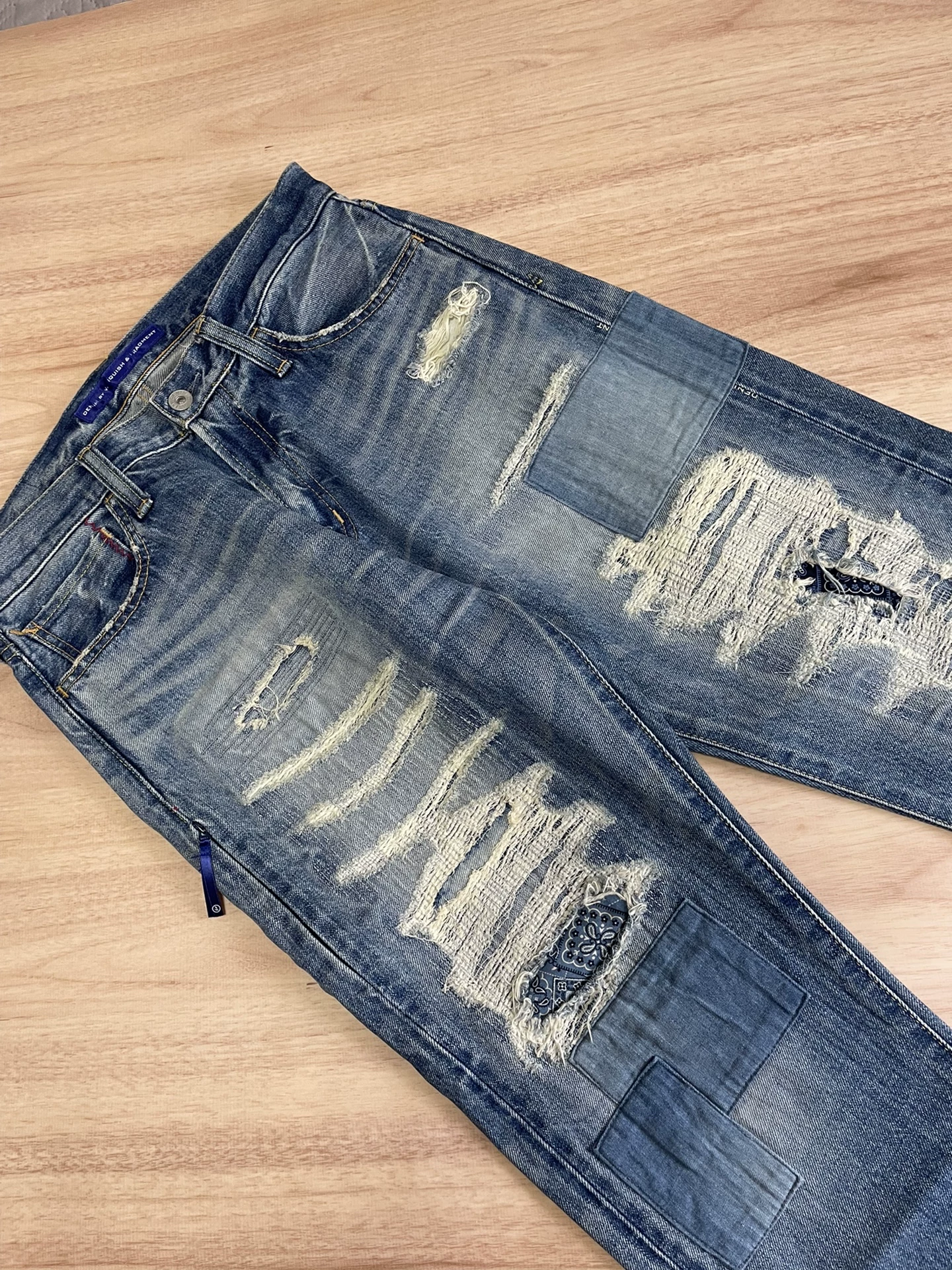 Vanquish Fragment Distressed Denim Jeans — detail