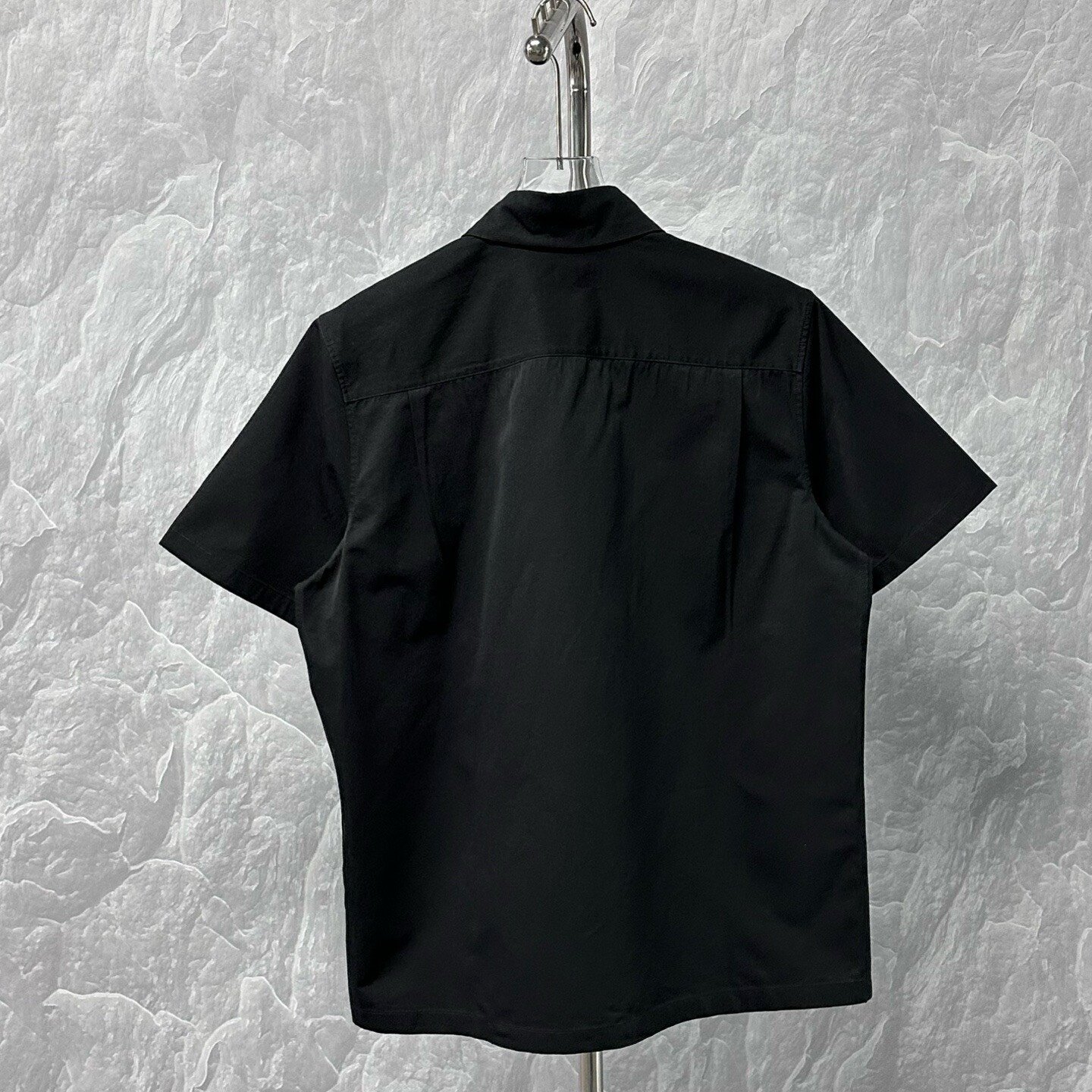 Louis Vuitton FW26 Embossed Pocket Short-Sleeve Shirt — back