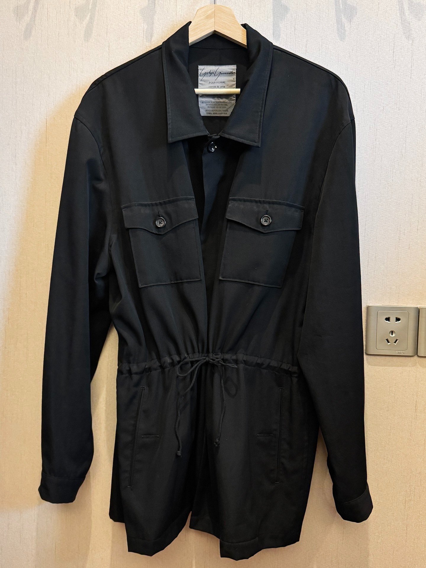 Yohji Yamamoto 89AW Drawstring Jacket — detail