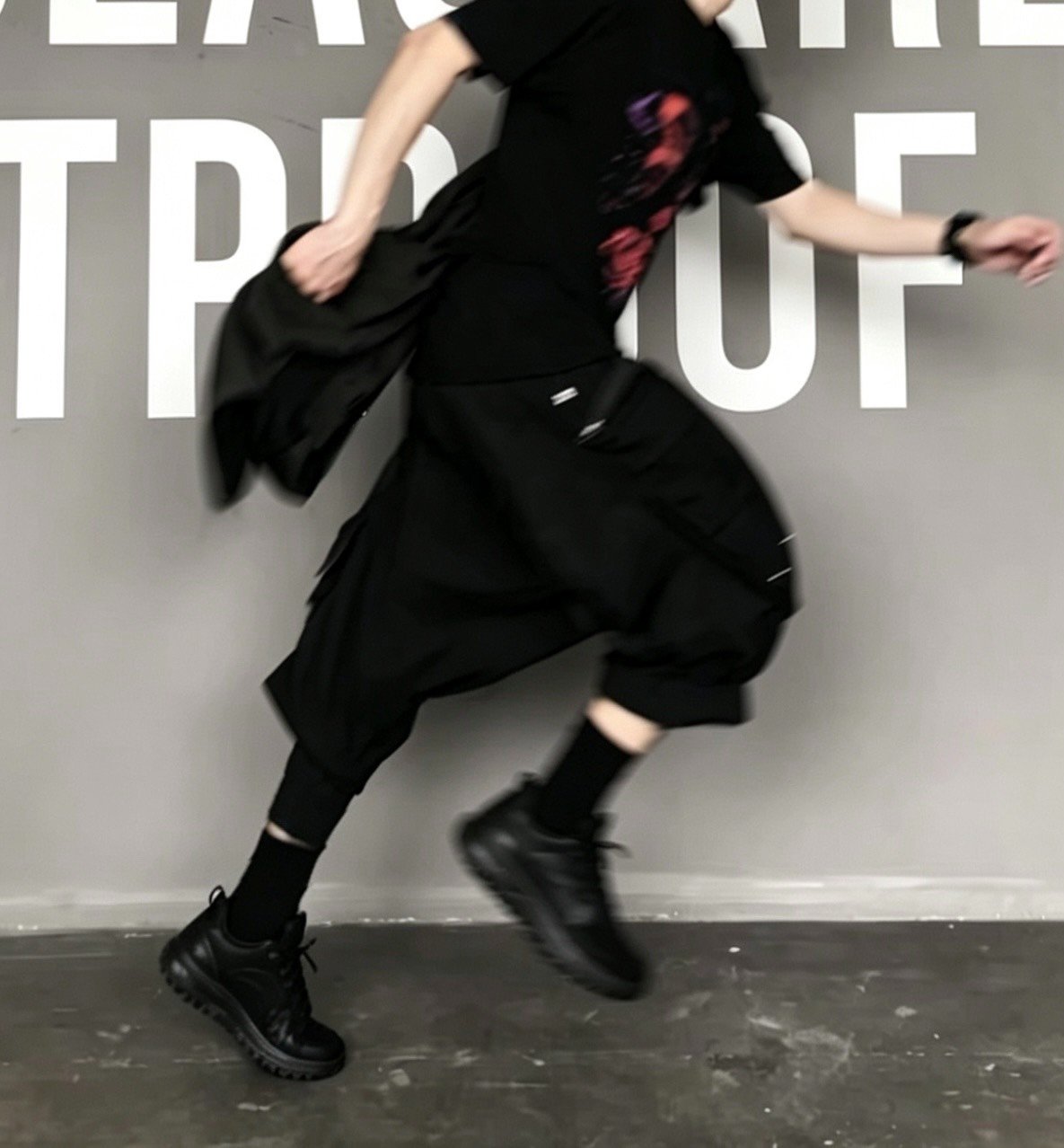 HAMCUS PRMTVSM Rare Cargo Pants — label