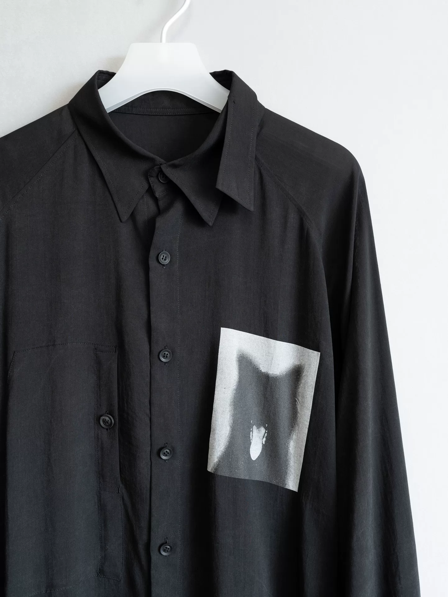 Yohji Yamamoto 24SS Puppy Pattern Shirt — detail
