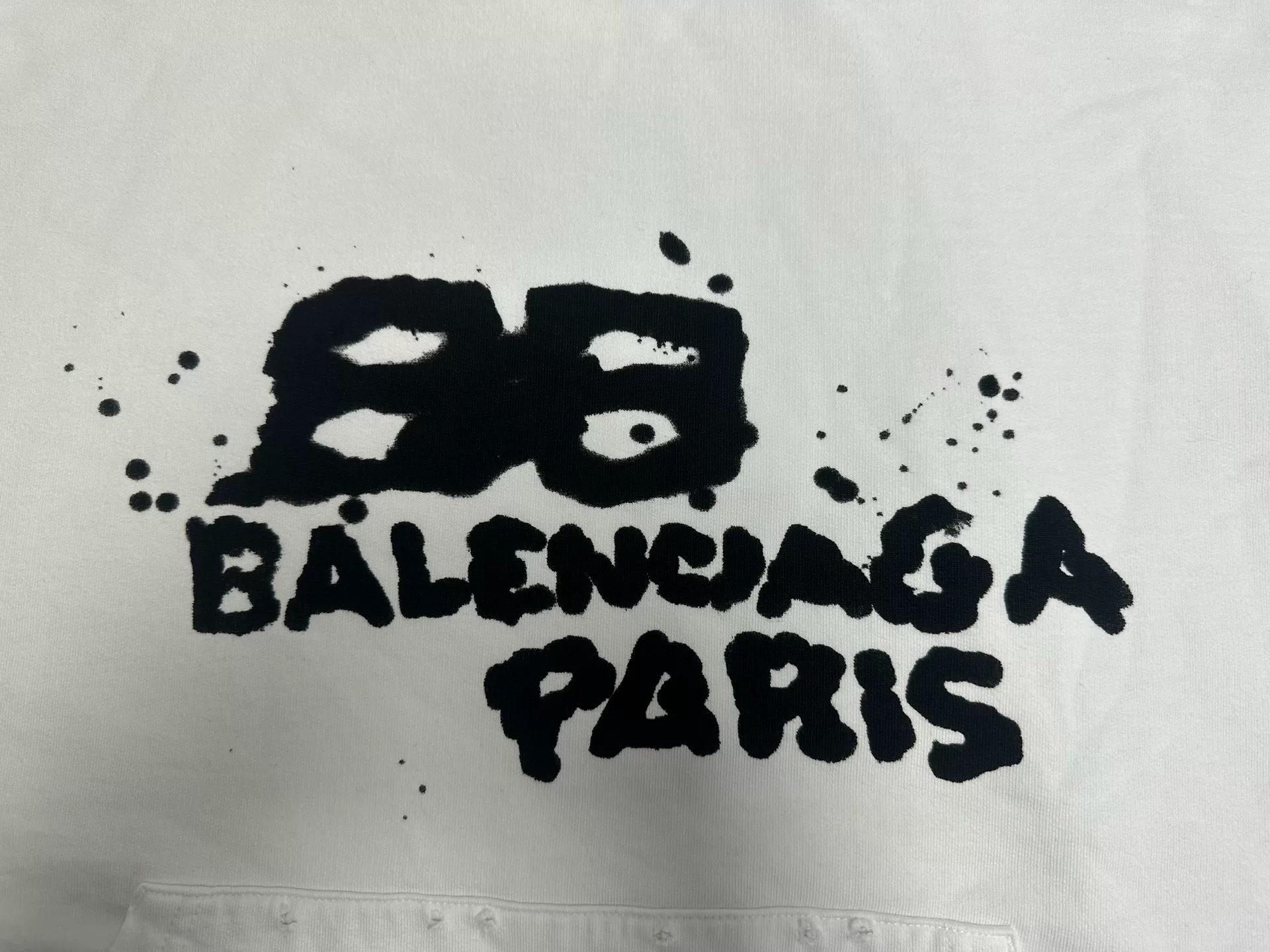 Balenciaga Paris Print Pullover Hoodie — detail