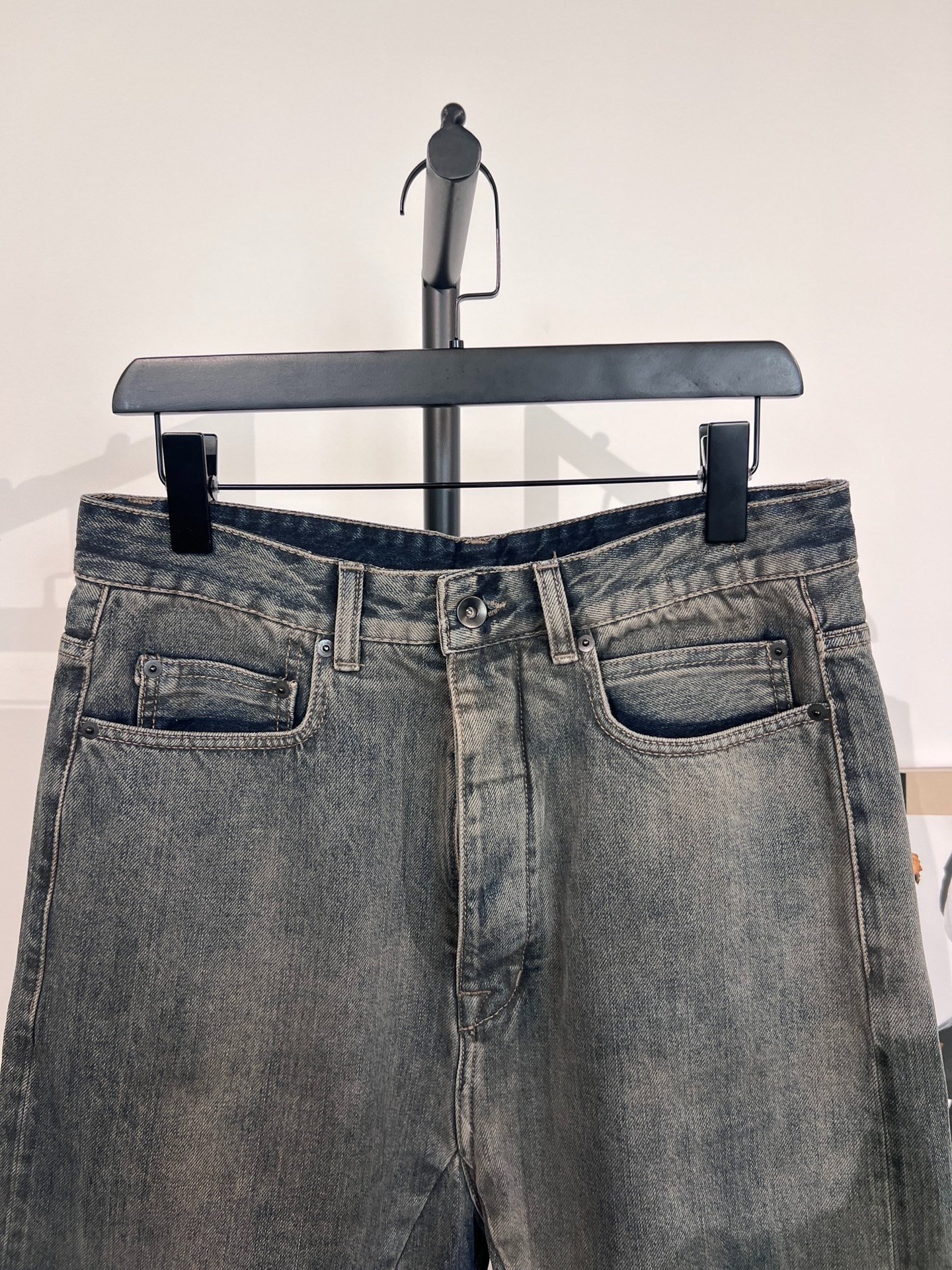 Rick Owens DRKSHDW Washed Denim Cropped Pants — detail