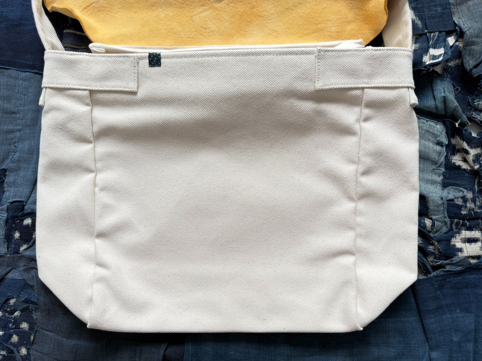 VISVIM 24AW UT.SATCHEL M Crossbody Bag — label