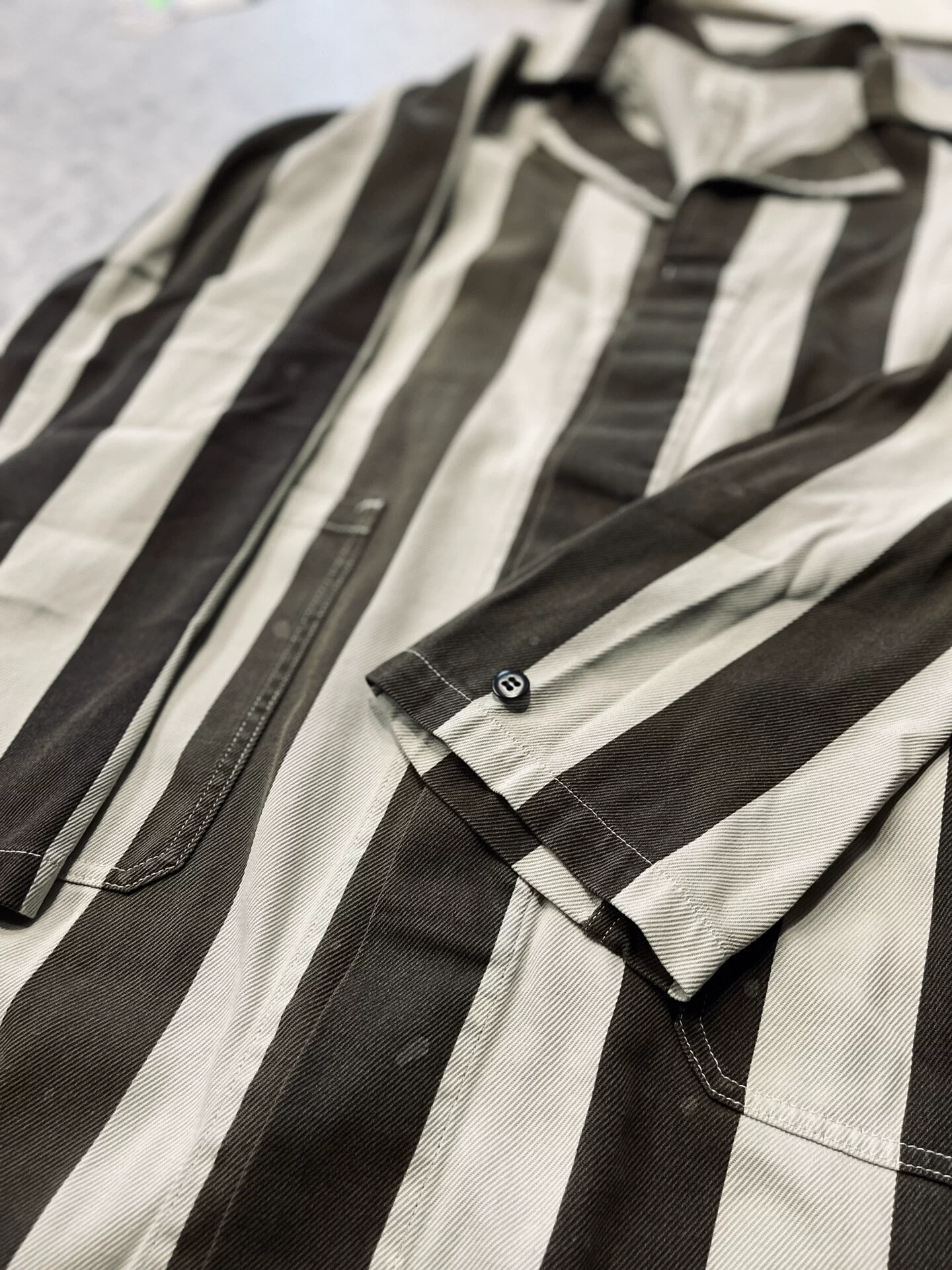 visvim cecile service stripe coat 19ss — back