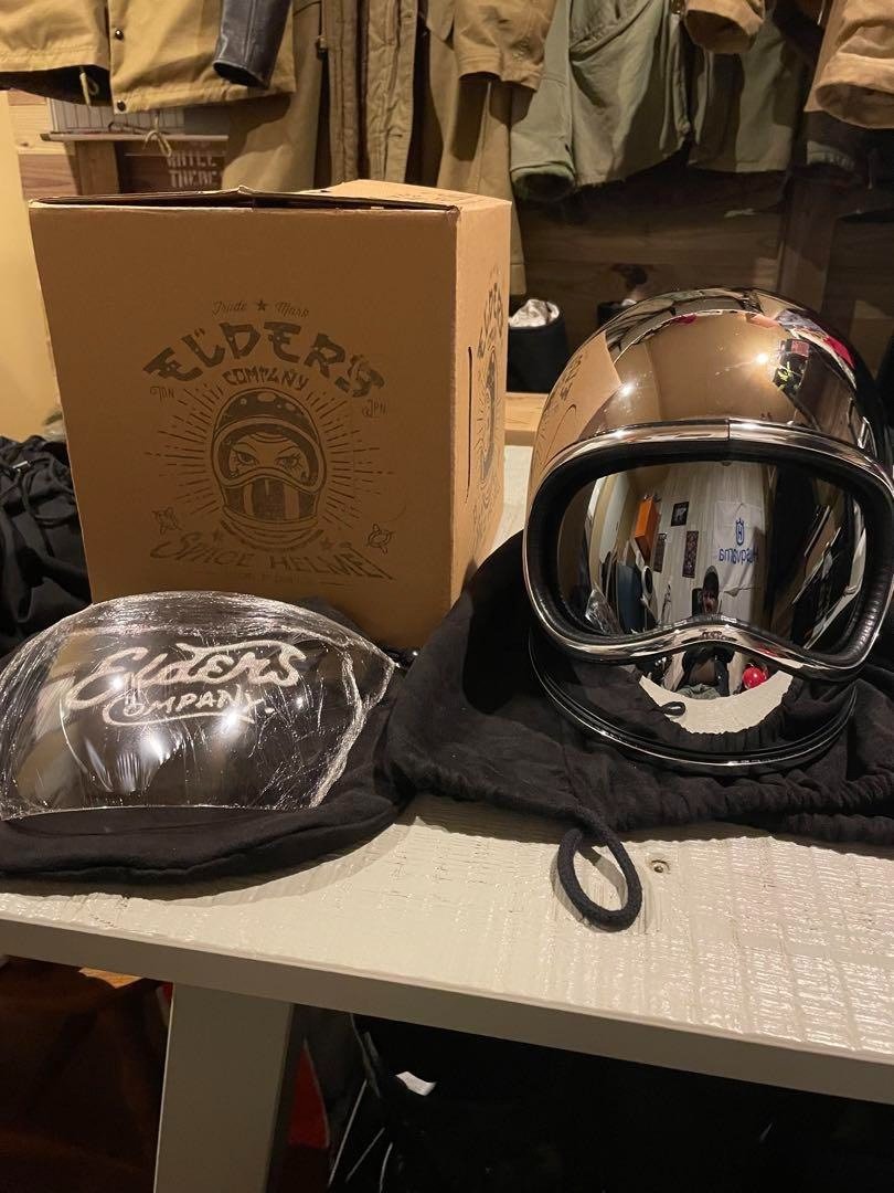 XL No Budz Mirrored Chrome Space Helmet