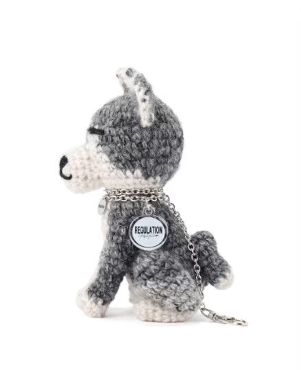 Yohji Yamamoto Hand-Knitted Dog Pendant — detail