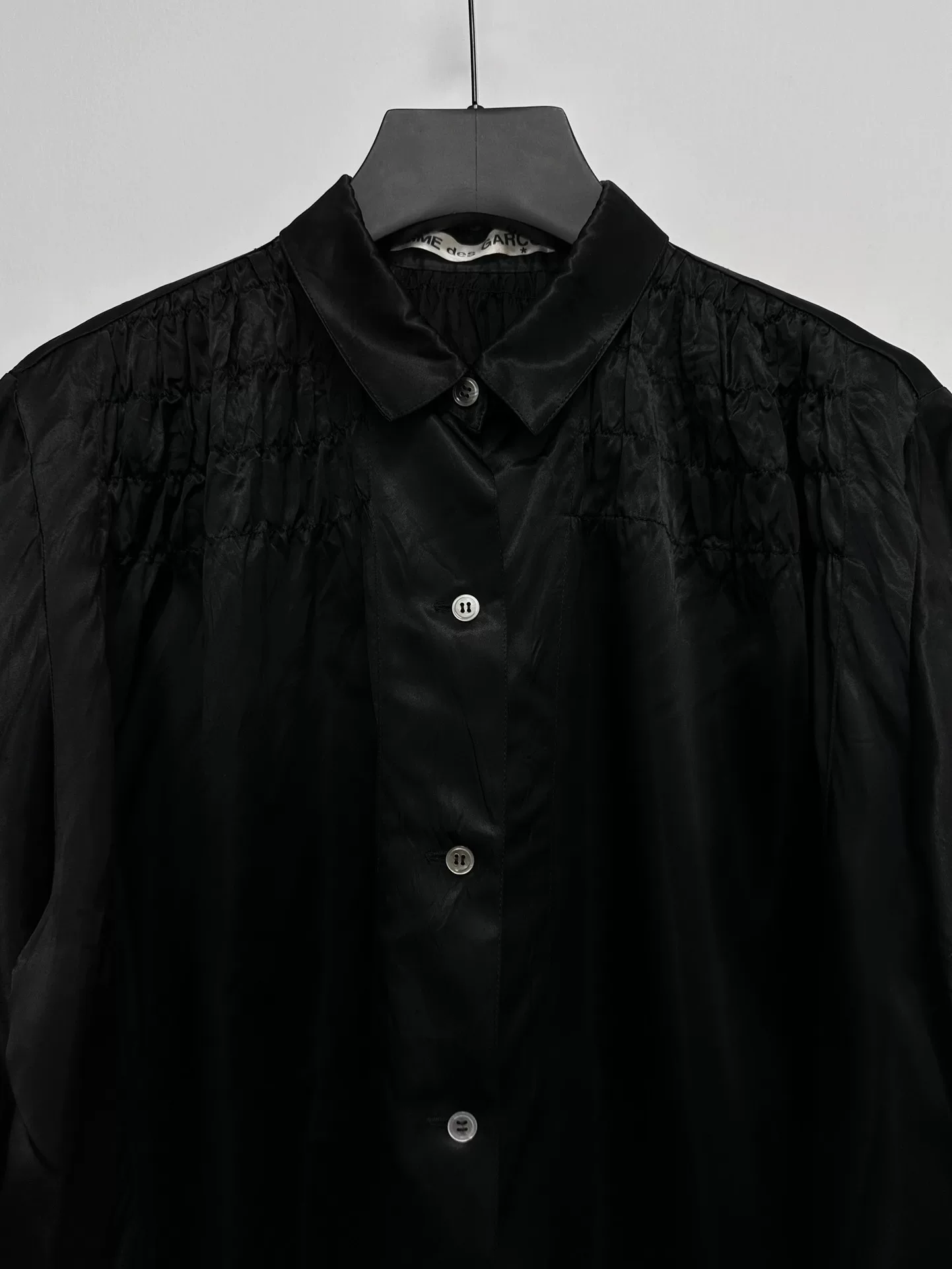 Comme des Garcons 70s Pleated Acetate Shirt — detail