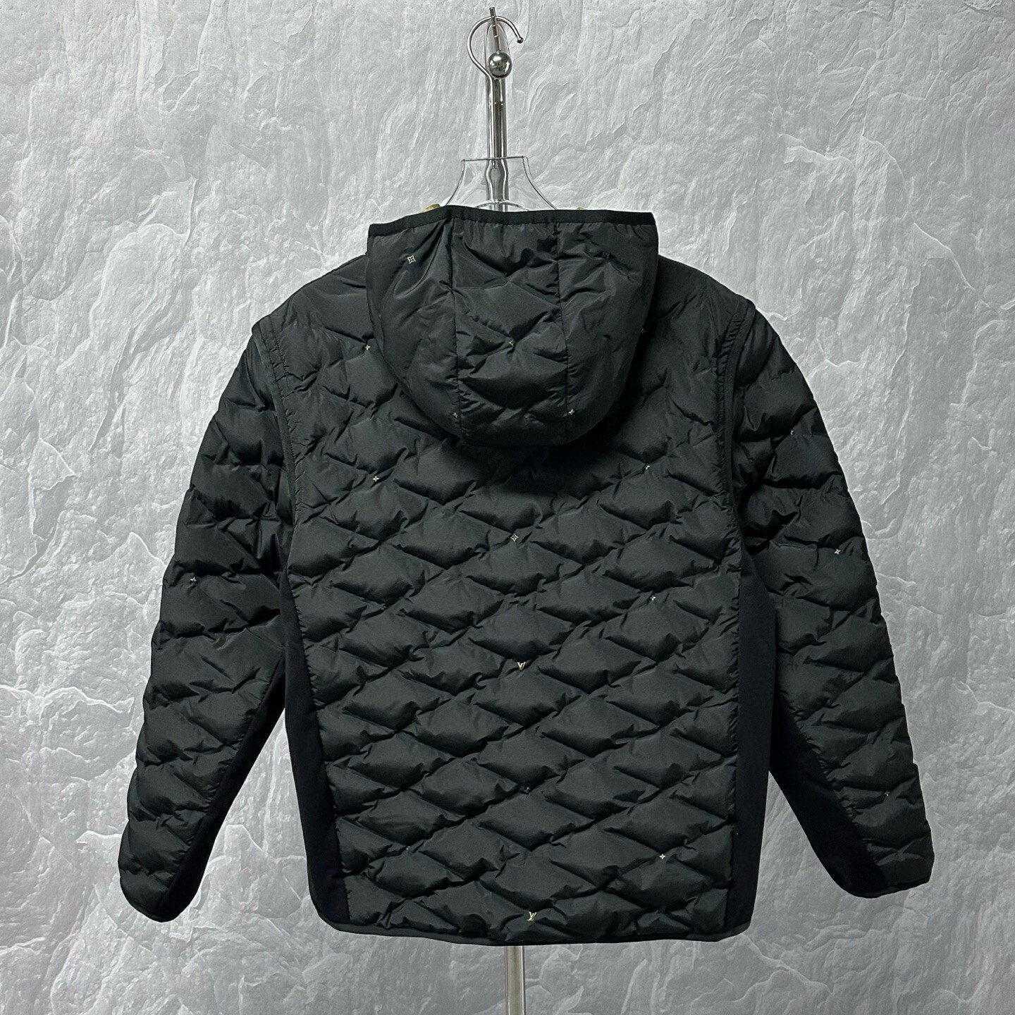 Louis Vuitton SS26 Quilted Ski Jacket — front