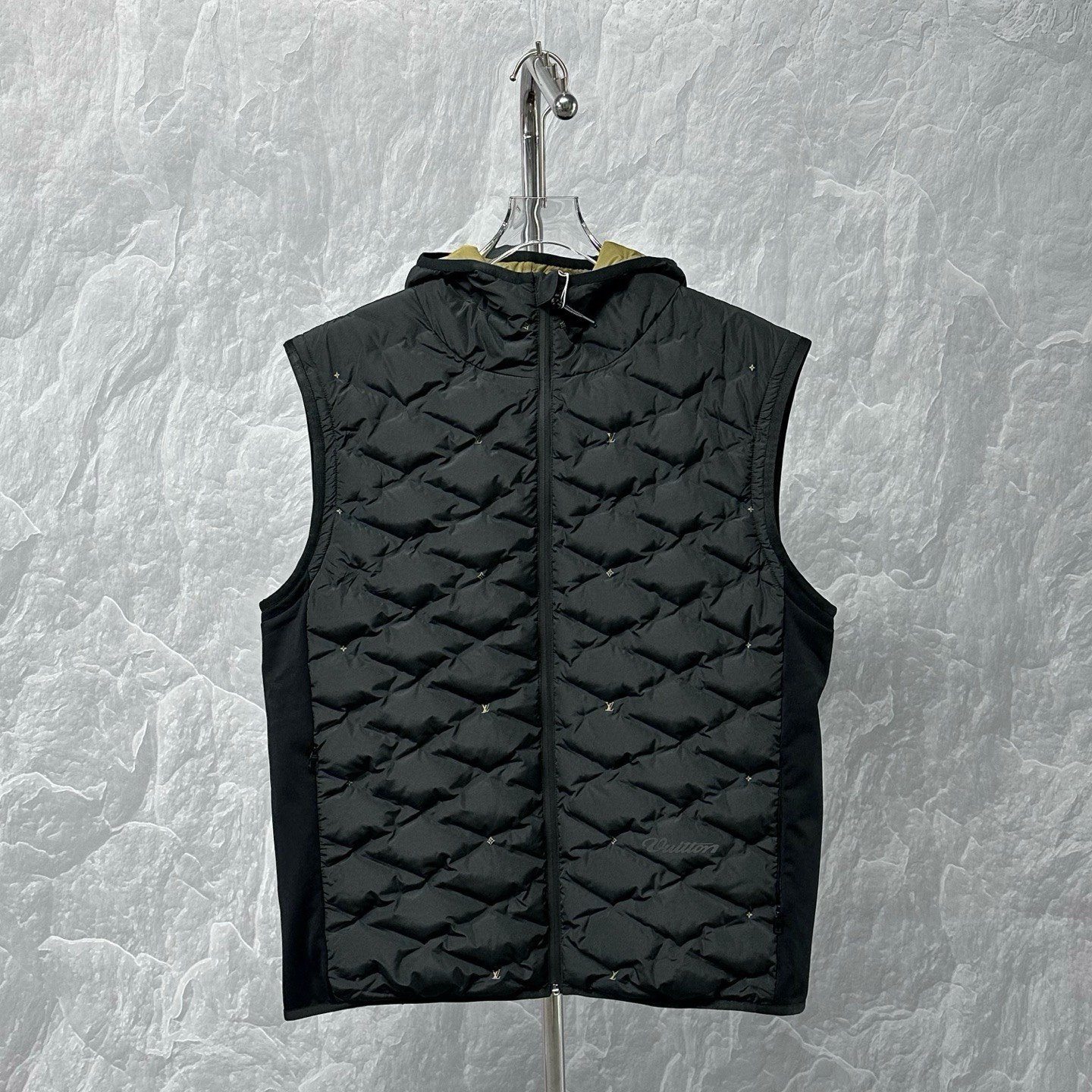 Louis Vuitton SS26 Quilted Ski Jacket — detail