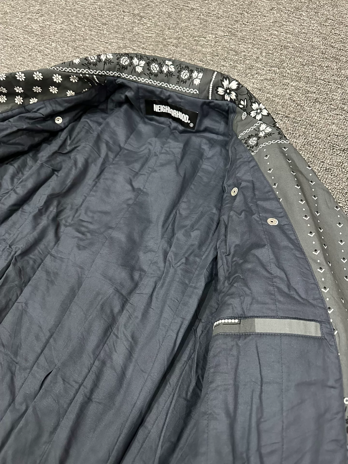 Neighborhood Bandana Cotton Jacket L — detail