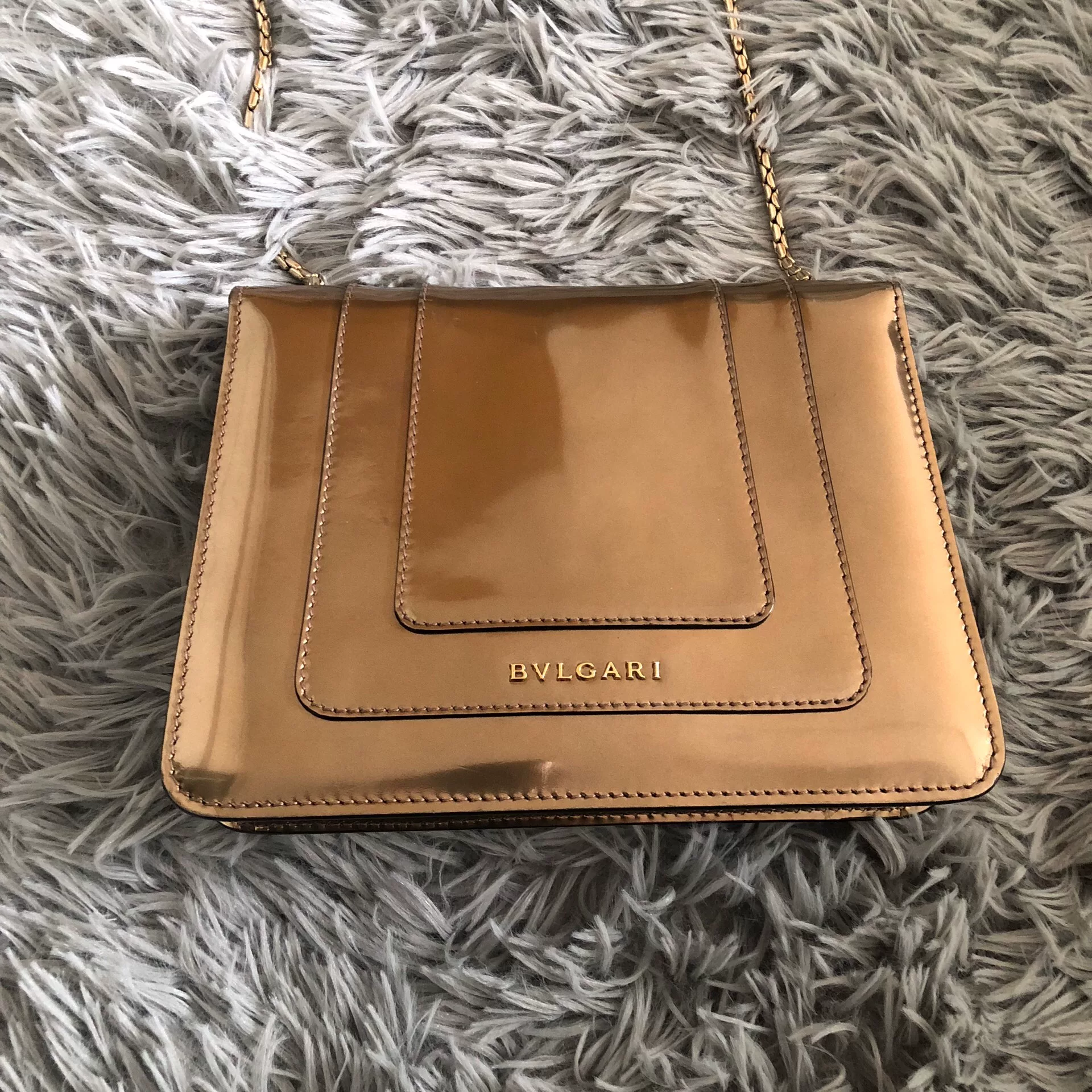 BVLGARI Serpenti Forever Snake Head Chain Bag — detail