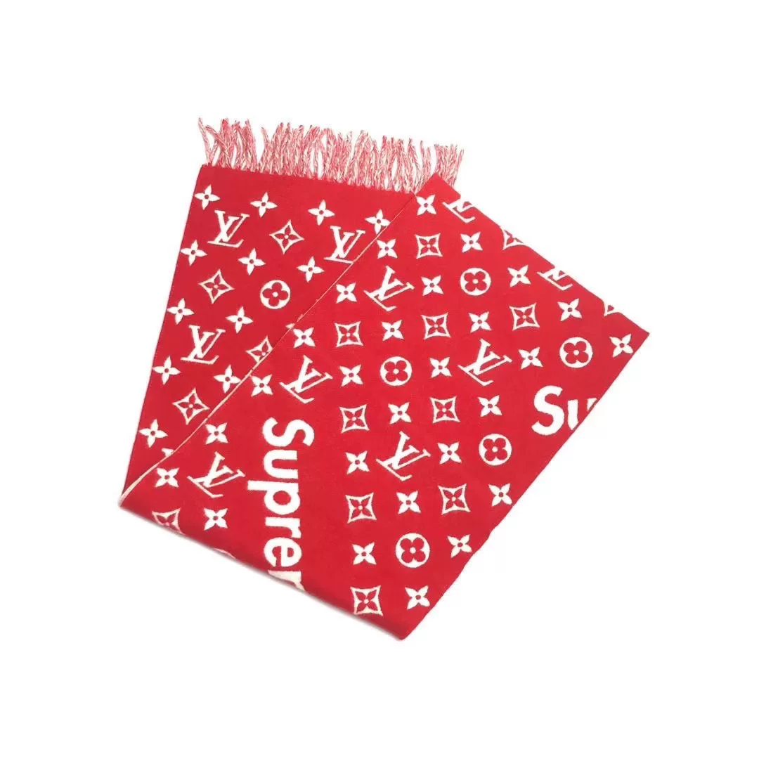 Louis Vuitton x Supreme Red Monogram Scarf — detail