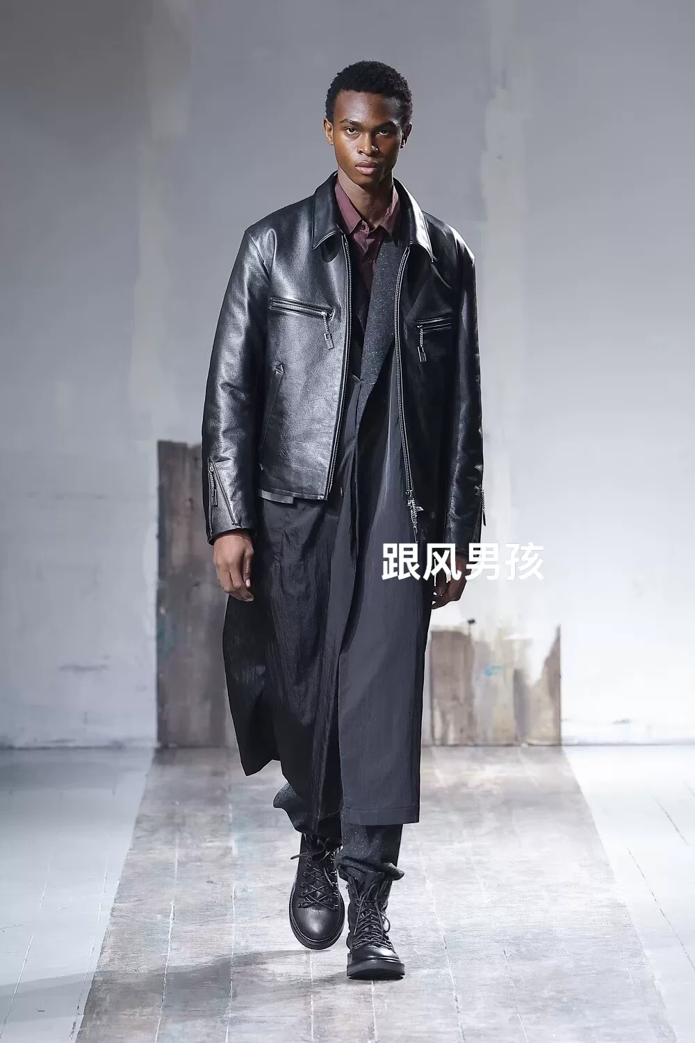 Yohji Yamamoto Cracked Leather Pocket Wool Pants — detail