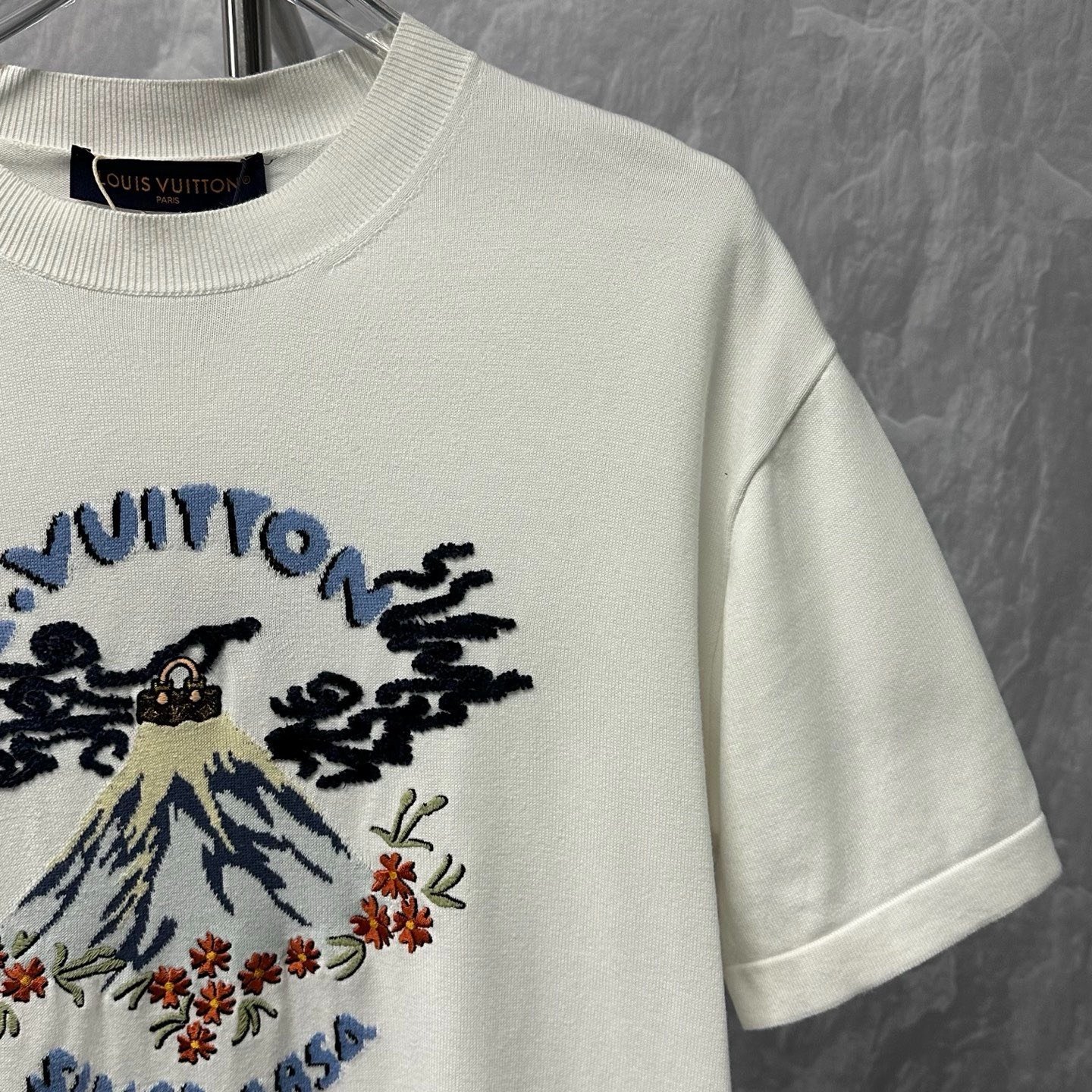 Louis Vuitton Nigo FW25 Mount Fuji Embroidered T-shirt — detail
