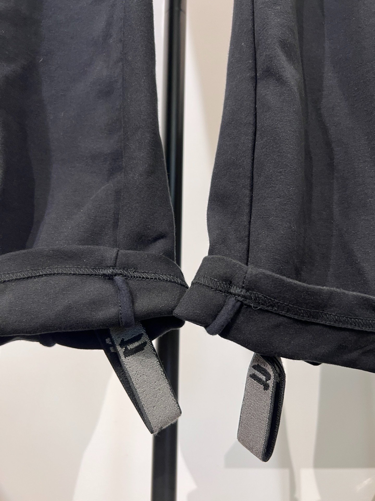 Boris Bidjan Saberi P18 Straight Sport Pants — label