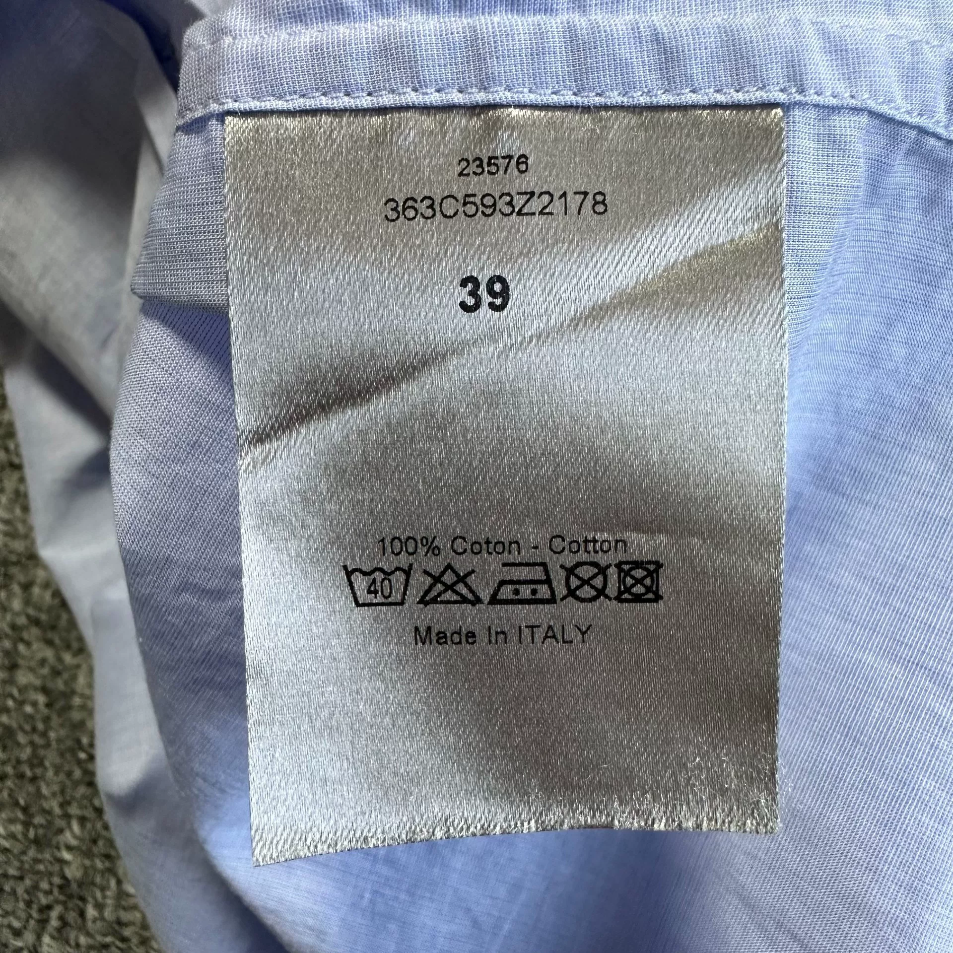 Dior Light Blue Collar Panel Shirt — label