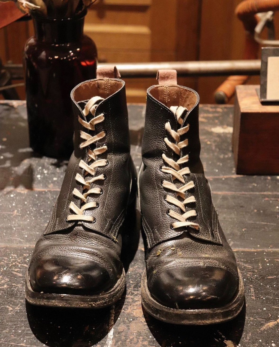 Clinch Graham Boots — label