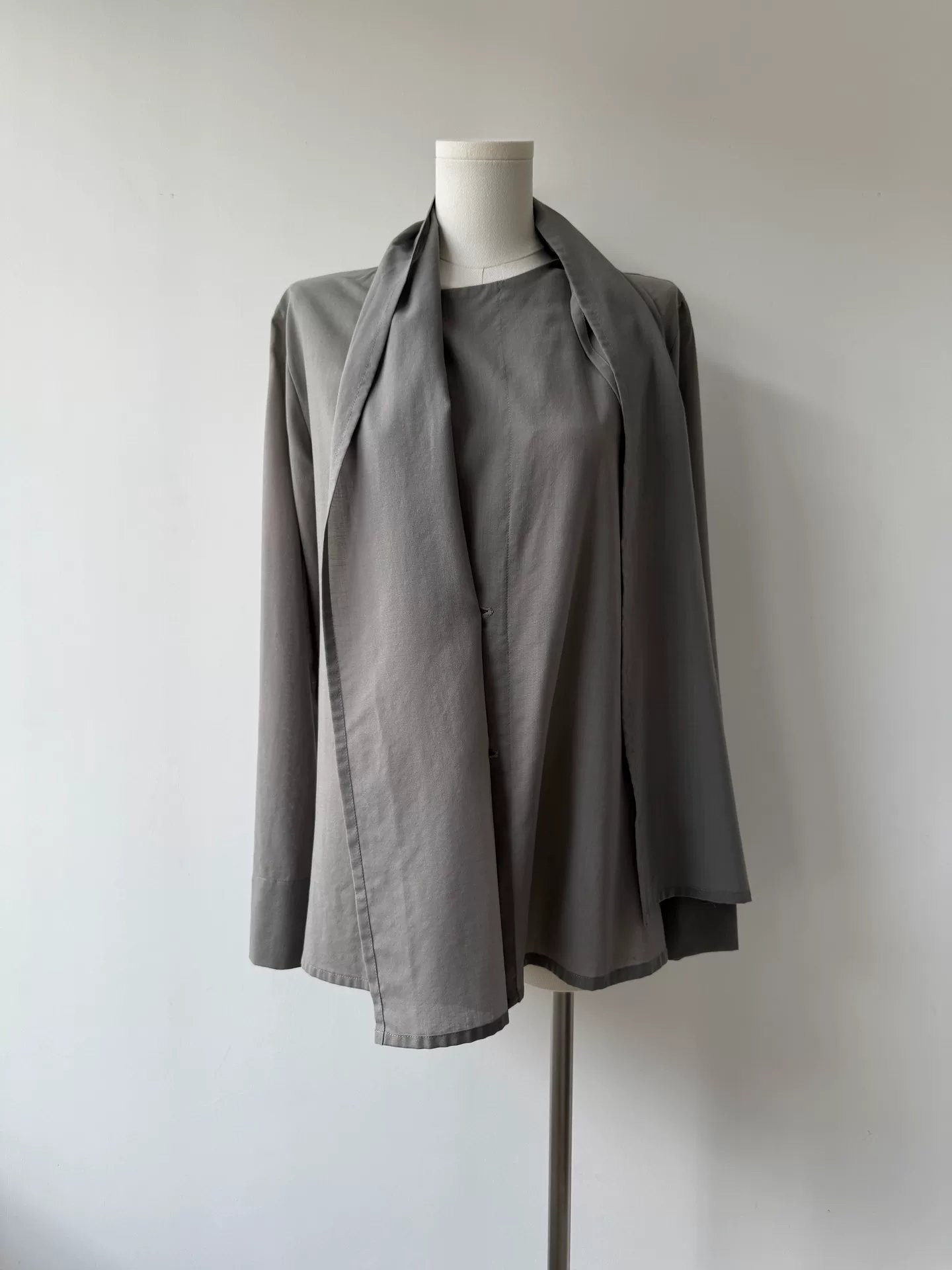 Yohji Yamamoto Cold Gray Multi-Way Collar Shirt — label