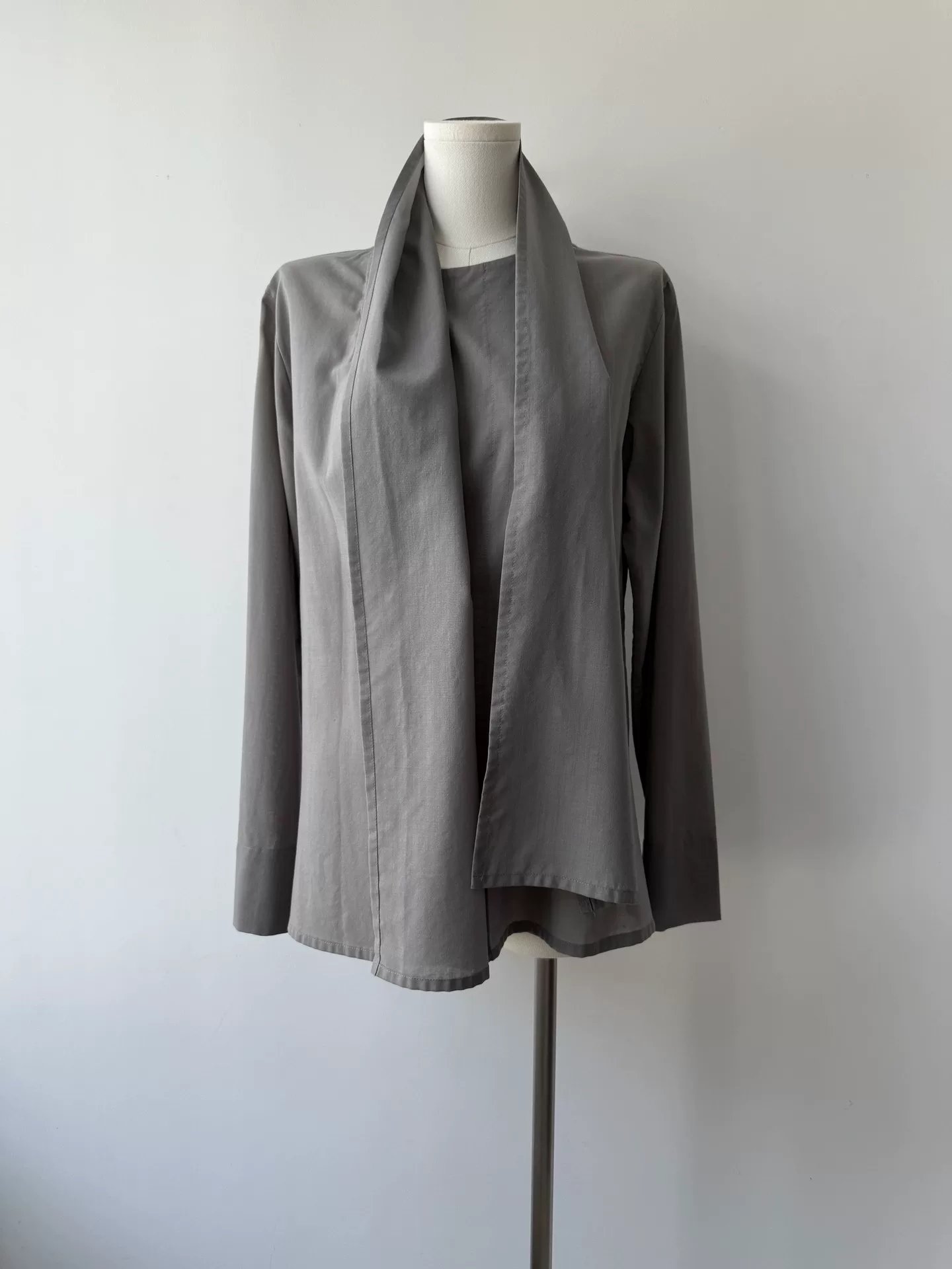 Yohji Yamamoto Cold Gray Multi-Way Collar Shirt — detail