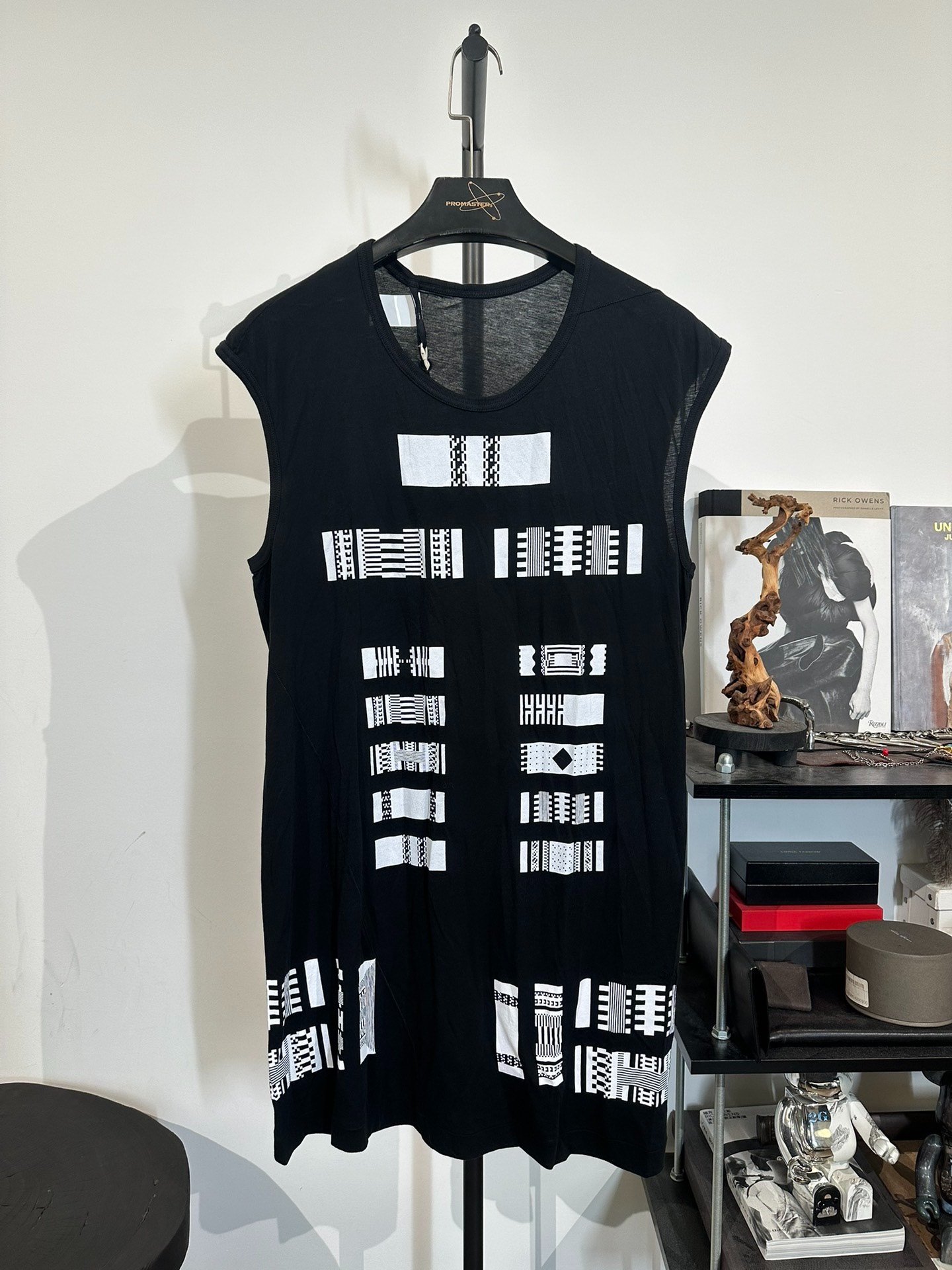 Boris Bidjan Saberi 11by BBS Print Sleeveless Vest — front