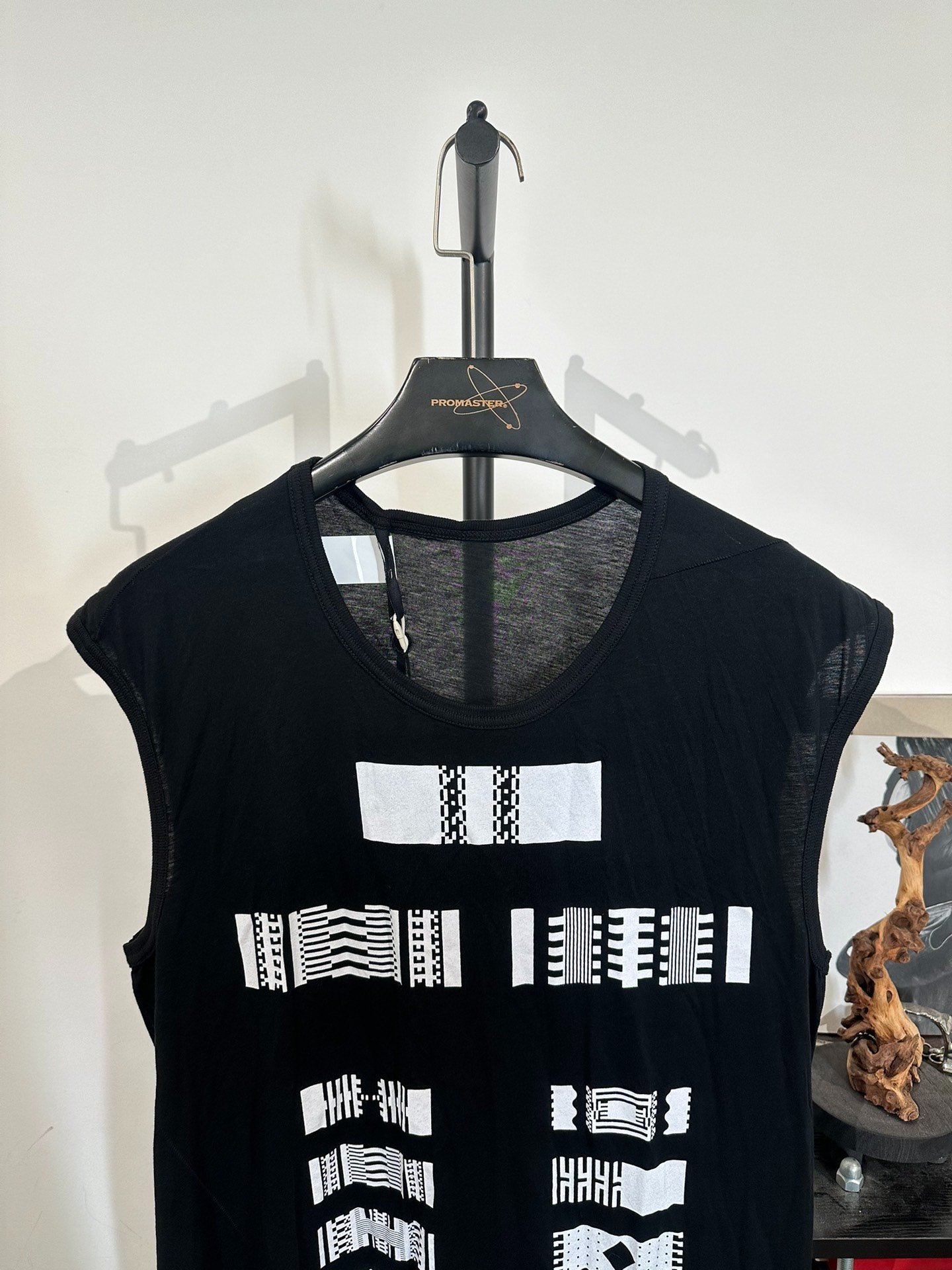 Boris Bidjan Saberi 11by BBS Print Sleeveless Vest — detail