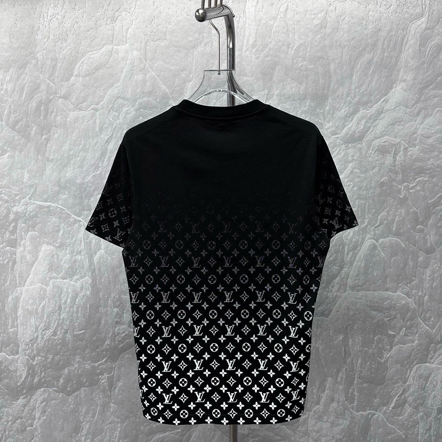 Louis Vuitton Gradient Monogram Short Sleeve — back