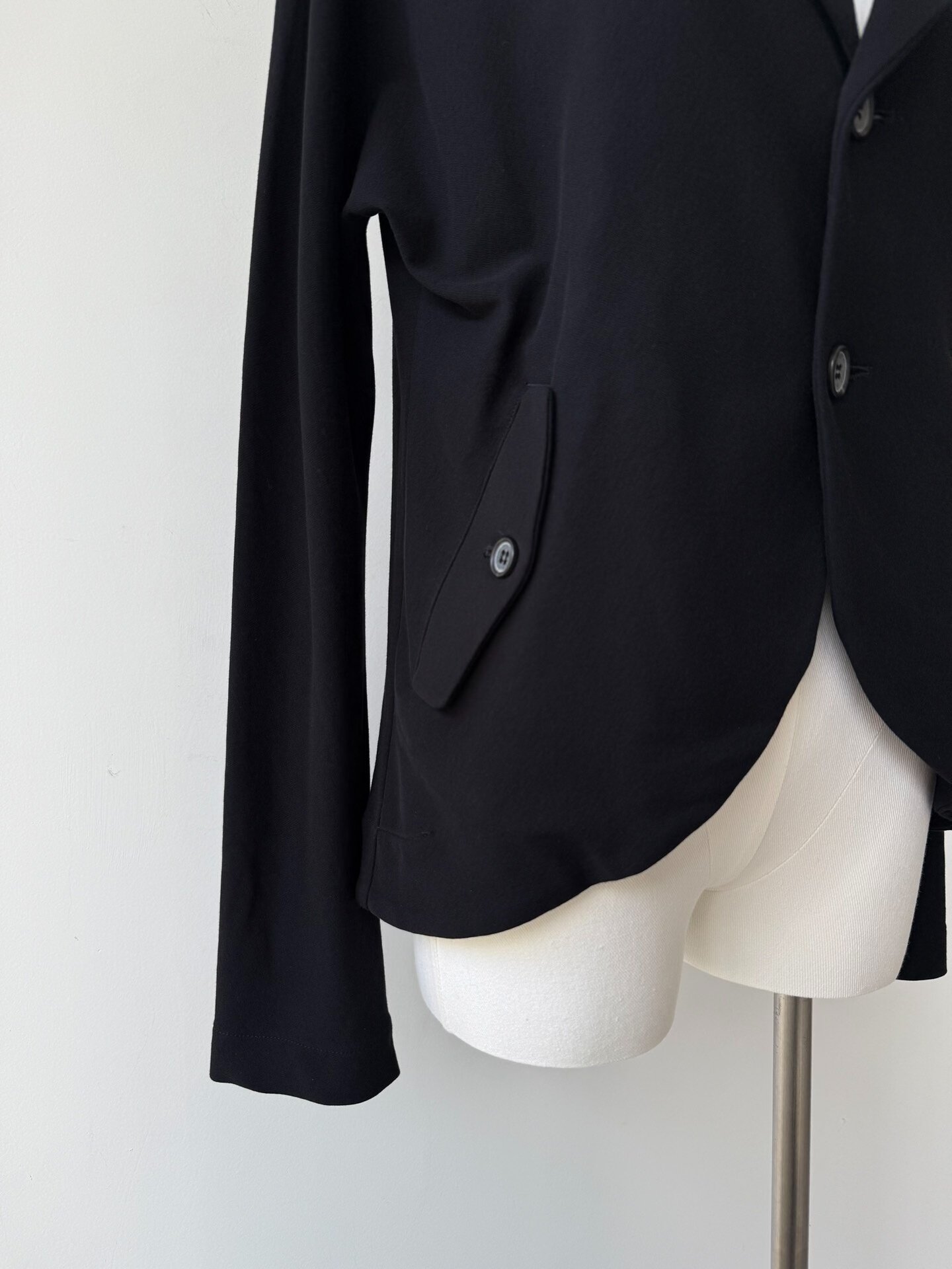 Yohji Yamamoto Y's 22SS Asymmetric Jacket — detail