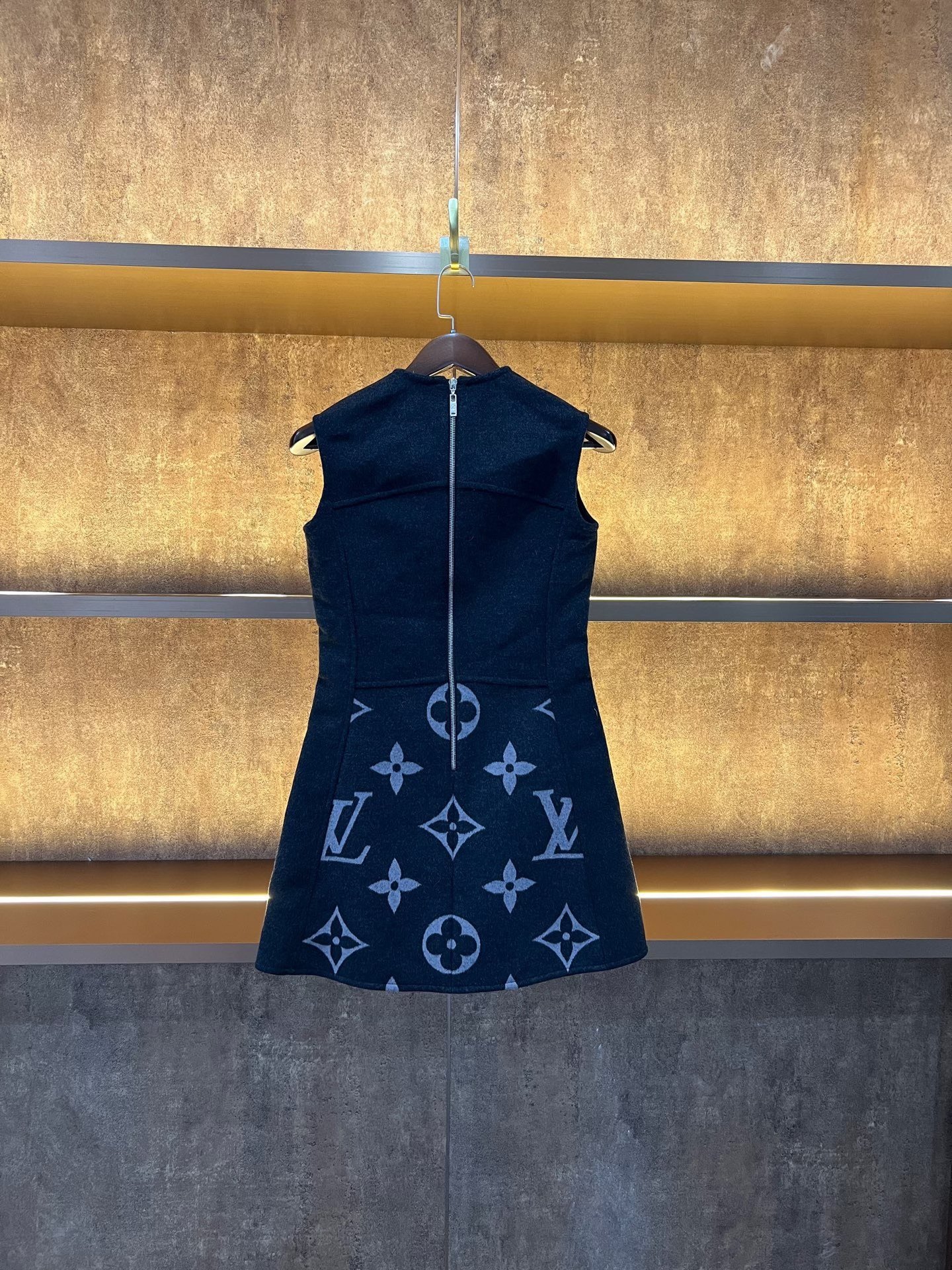 Louis Vuitton Gray Wool Sleeveless Dress — front