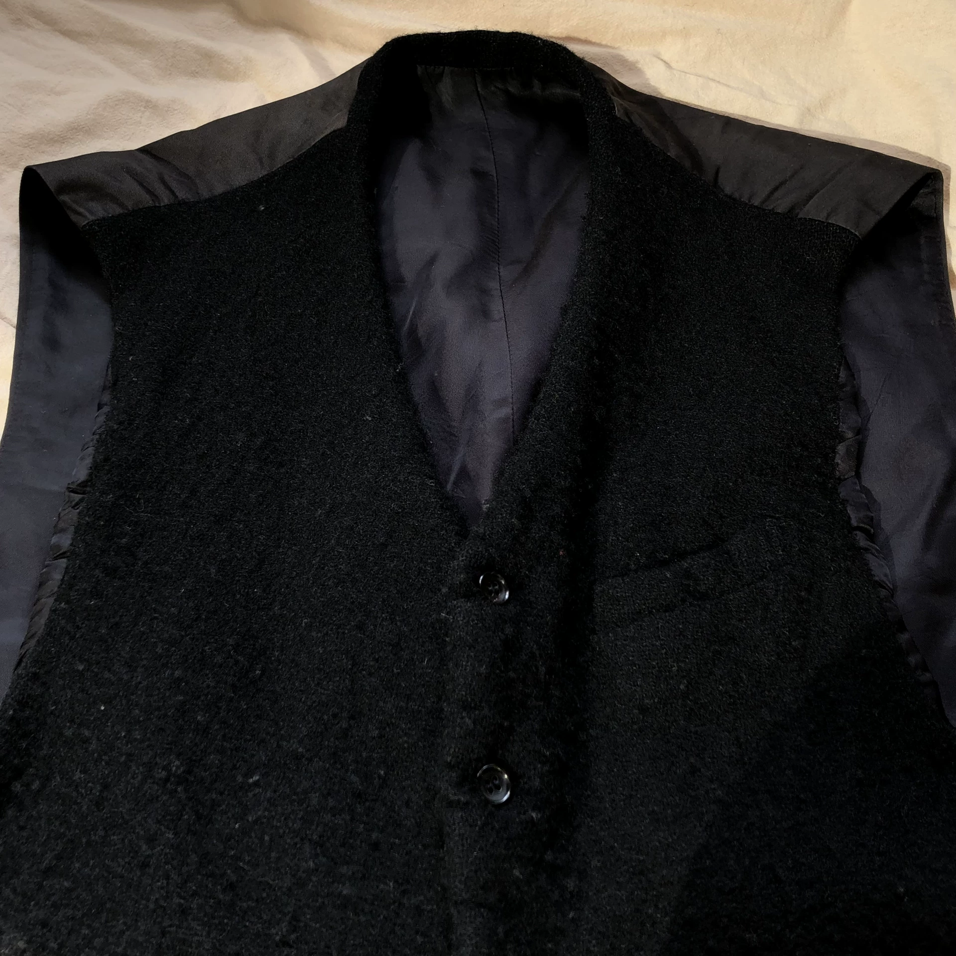 Comme des Garçons 94AW 'Shrinking Period' Vest — detail