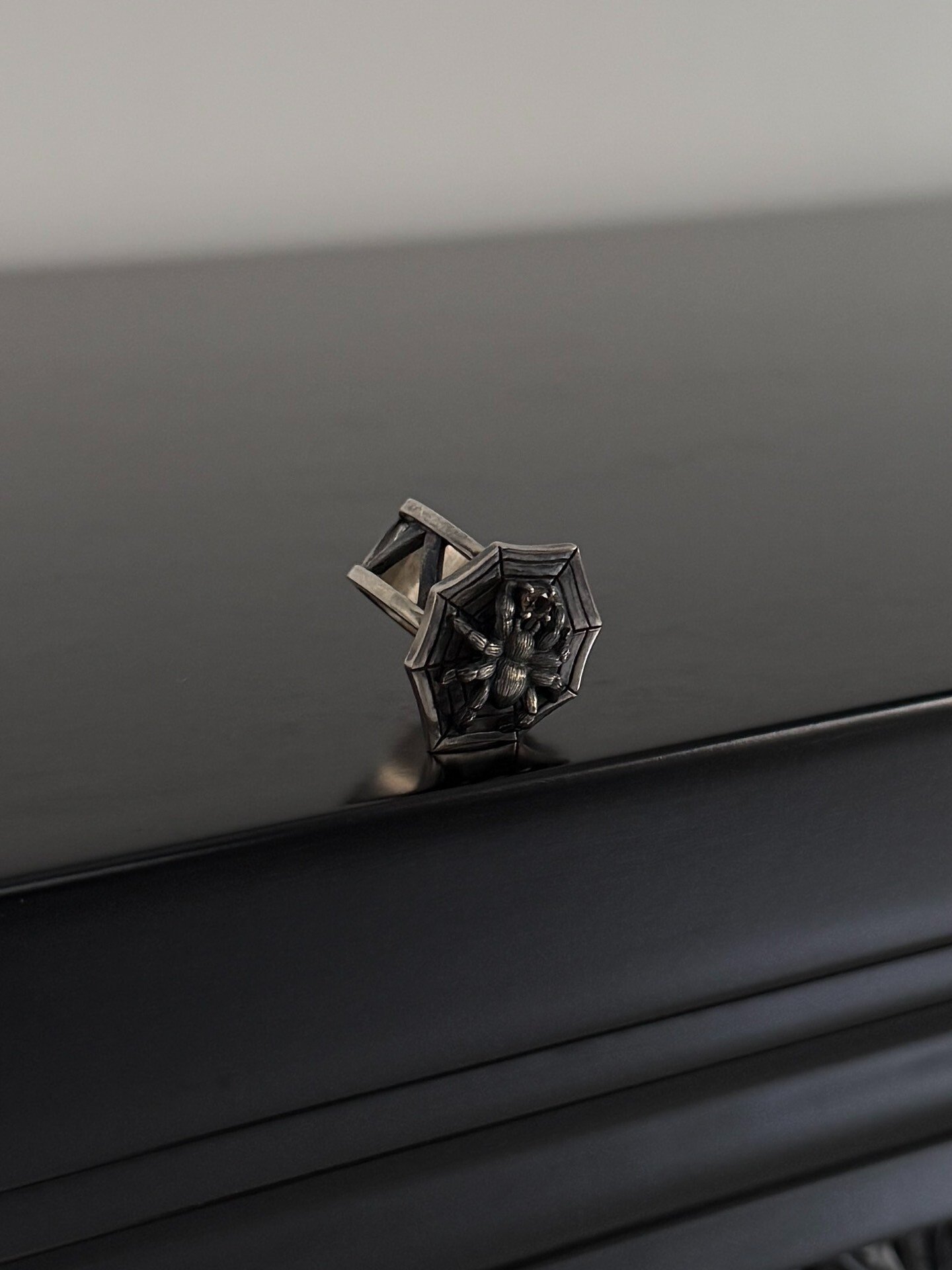 Jean Paul Gaultier Silver Spider Ring — detail