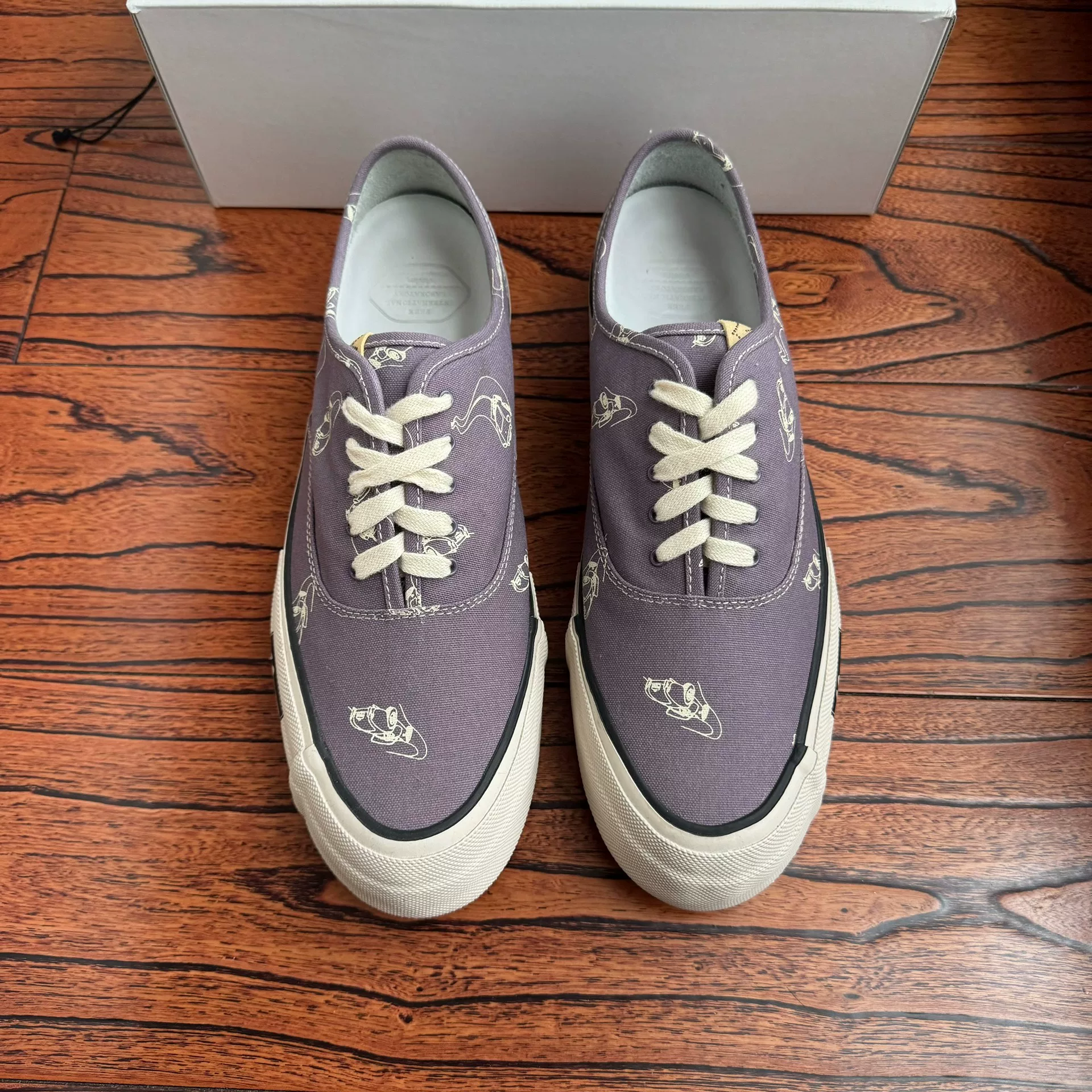 Visvim 22AW LOGAN DECK LO ROADSTER — front