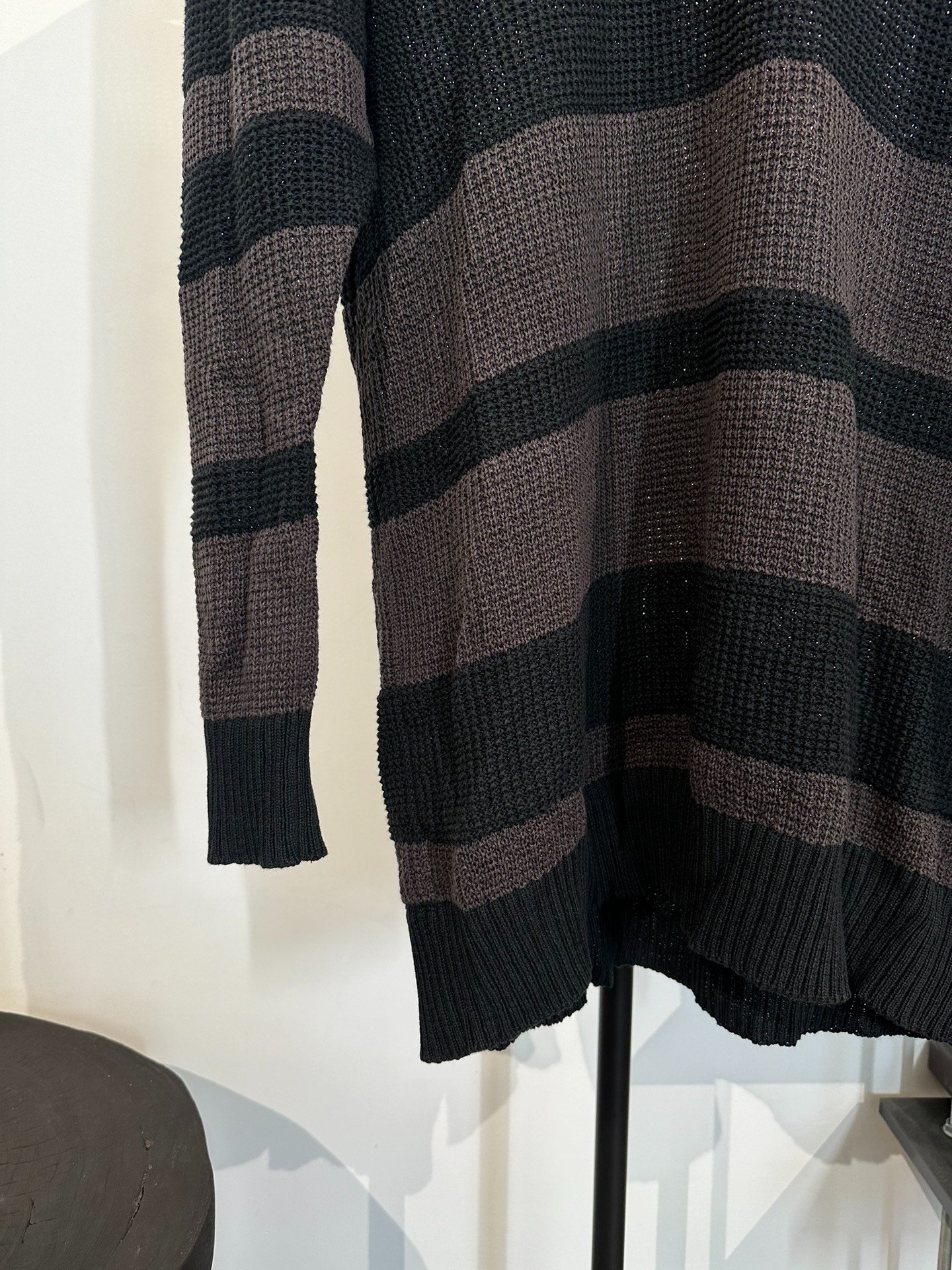 Uniqlo Striped Knit Pullover Sweater — label