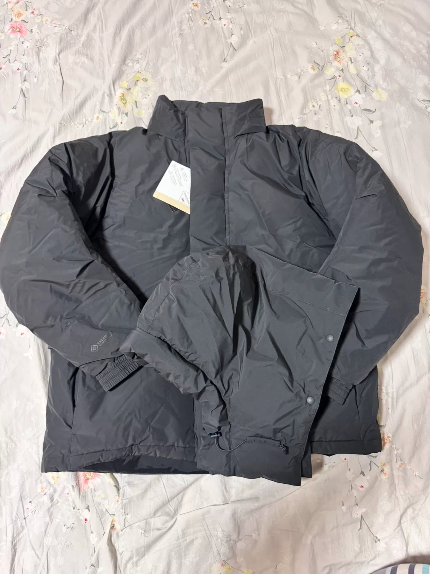 DAIWA PIER39 23AW Hooded Down Jacket — detail