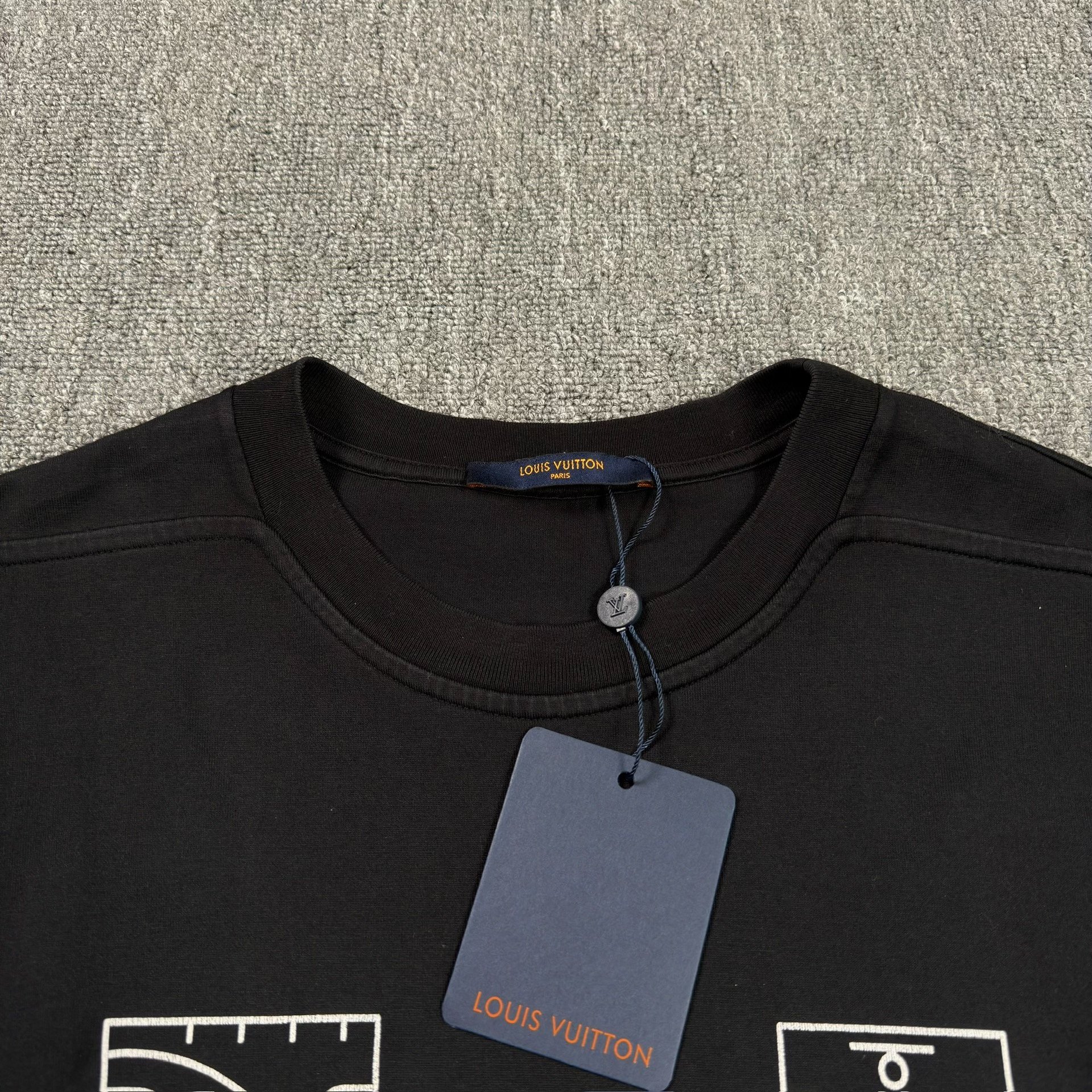 LV NBA Large Logo Black T-Shirt — detail