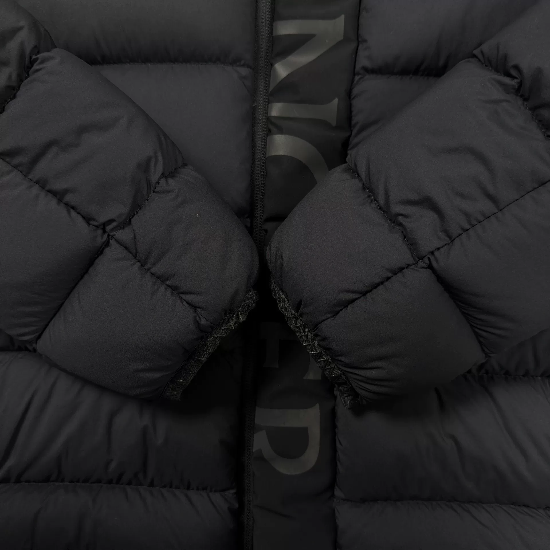 Moncler Ume Black Short Down Jacket — detail