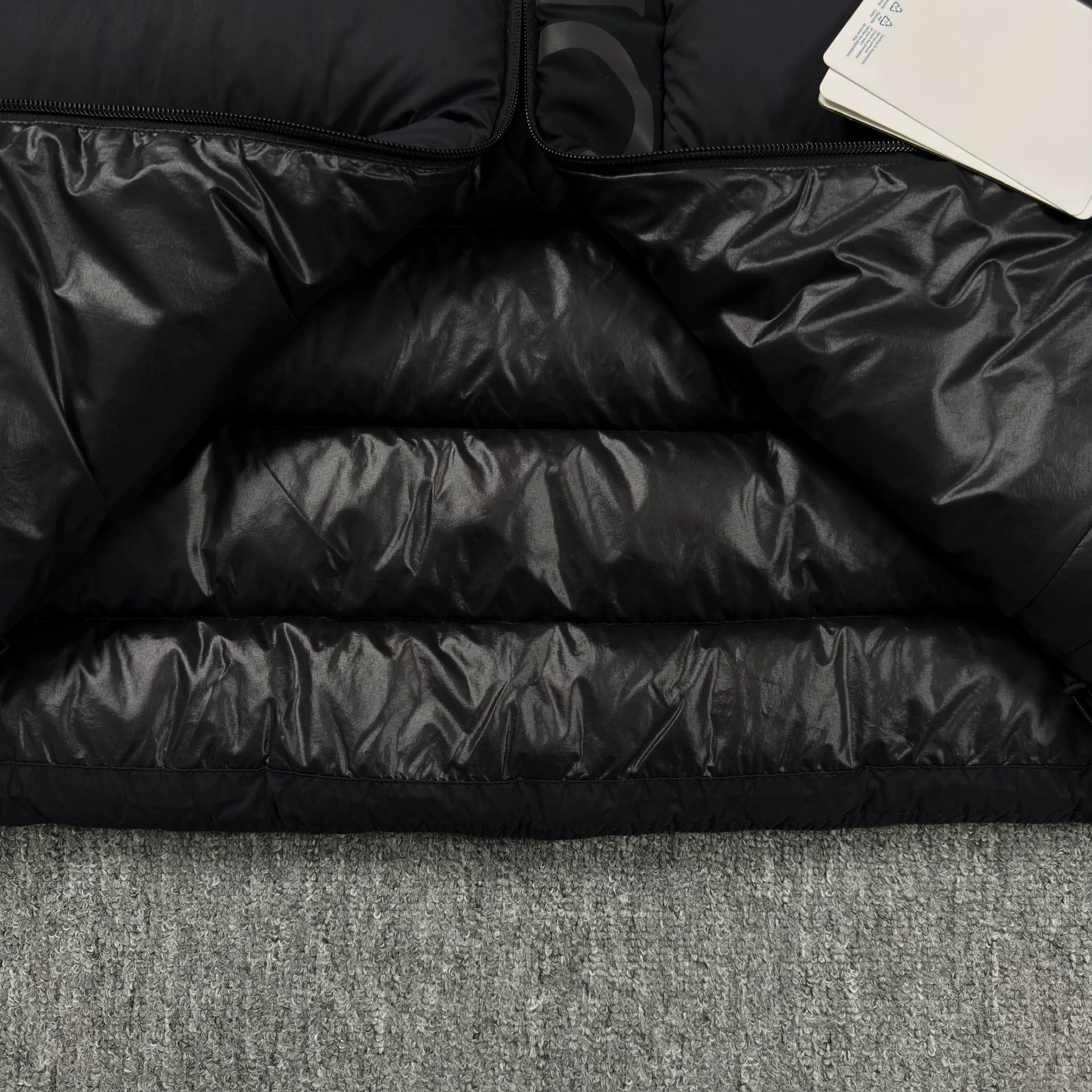 Moncler Ume Black Short Down Jacket — label