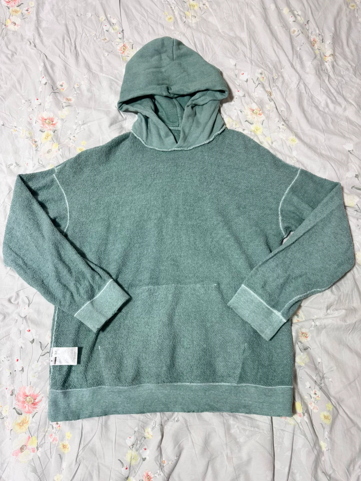 visvim 21ss jumbo tie-dye hoodie — detail