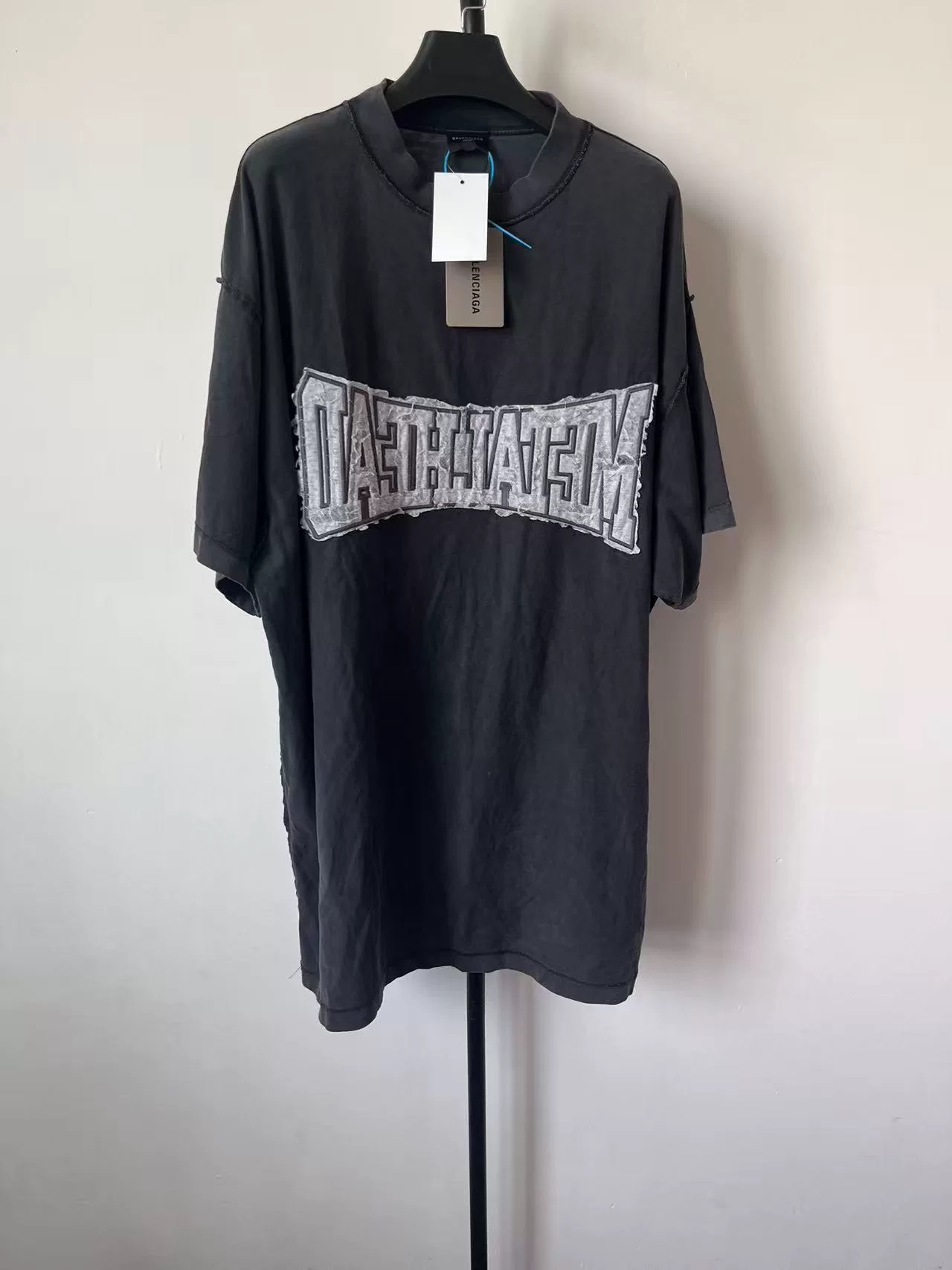 Balenciaga Loose Graphic Print Short-Sleeve T-Shirt