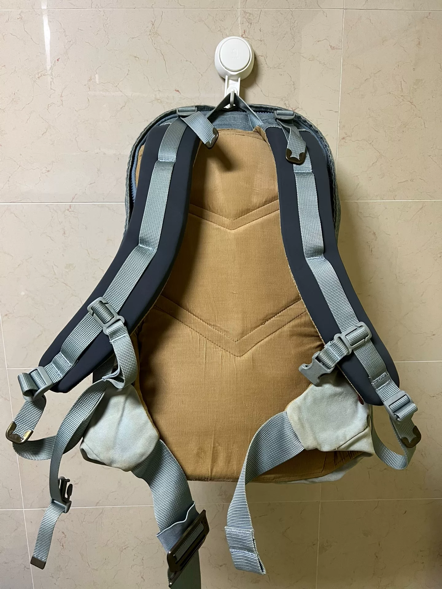 visvim summit papoose stripe backpack 22L — front