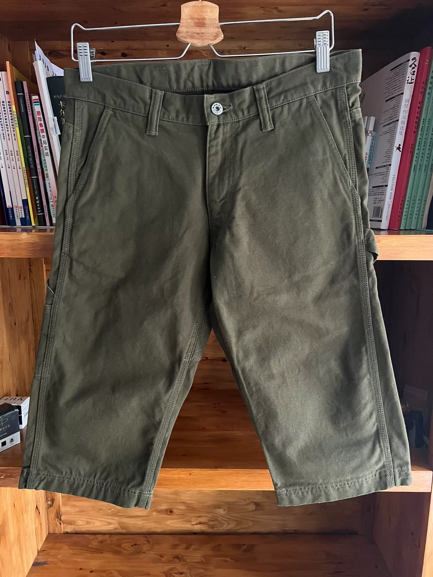 Momotaro Jeans Army Green Cargo Cropped Pants