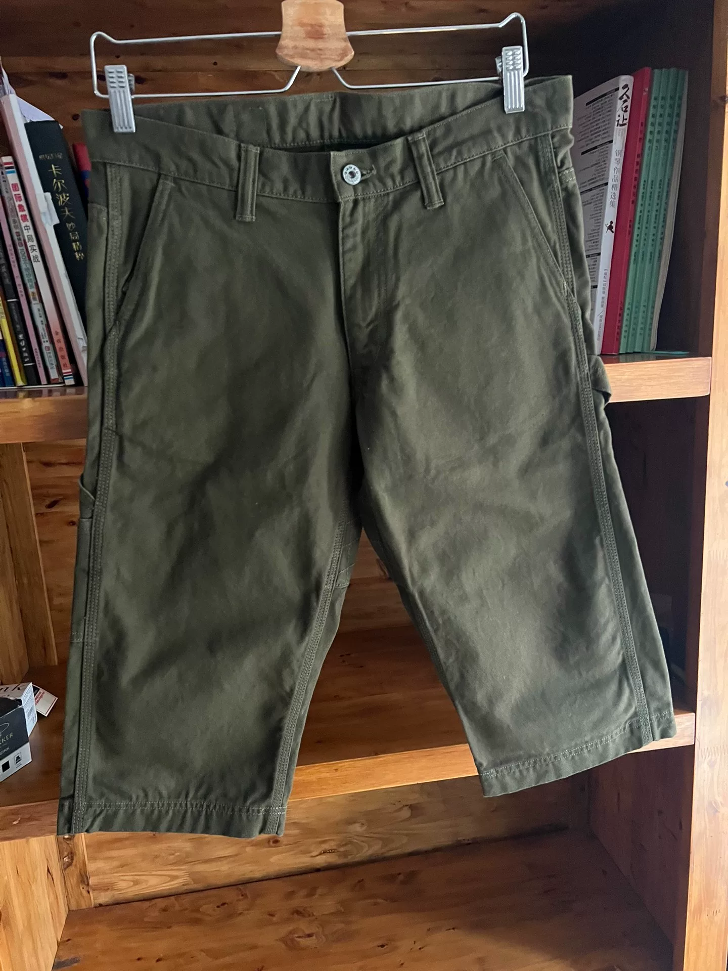 Momotaro Jeans Army Green Cargo Cropped Pants — front
