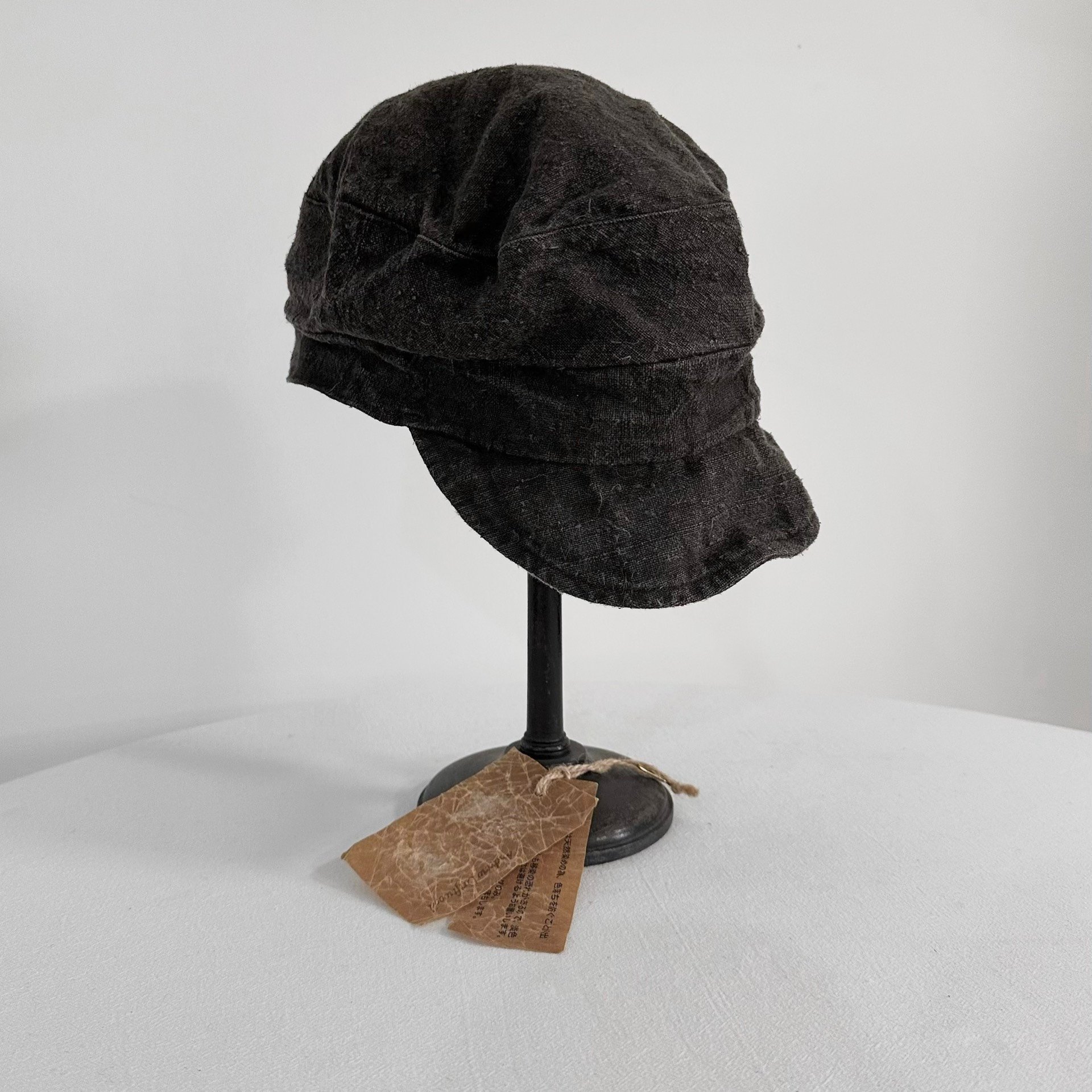 Andrew Driftwood Ink-Dyed Linen Newsboy Cap — detail